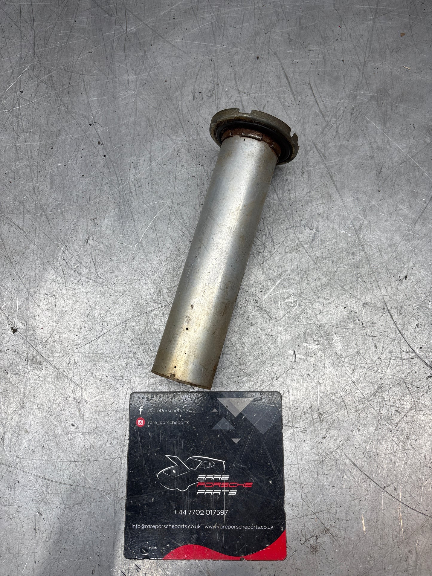 Porsche 924 early fuel level sender, used 1976-1979 477919051B bayonet lock type