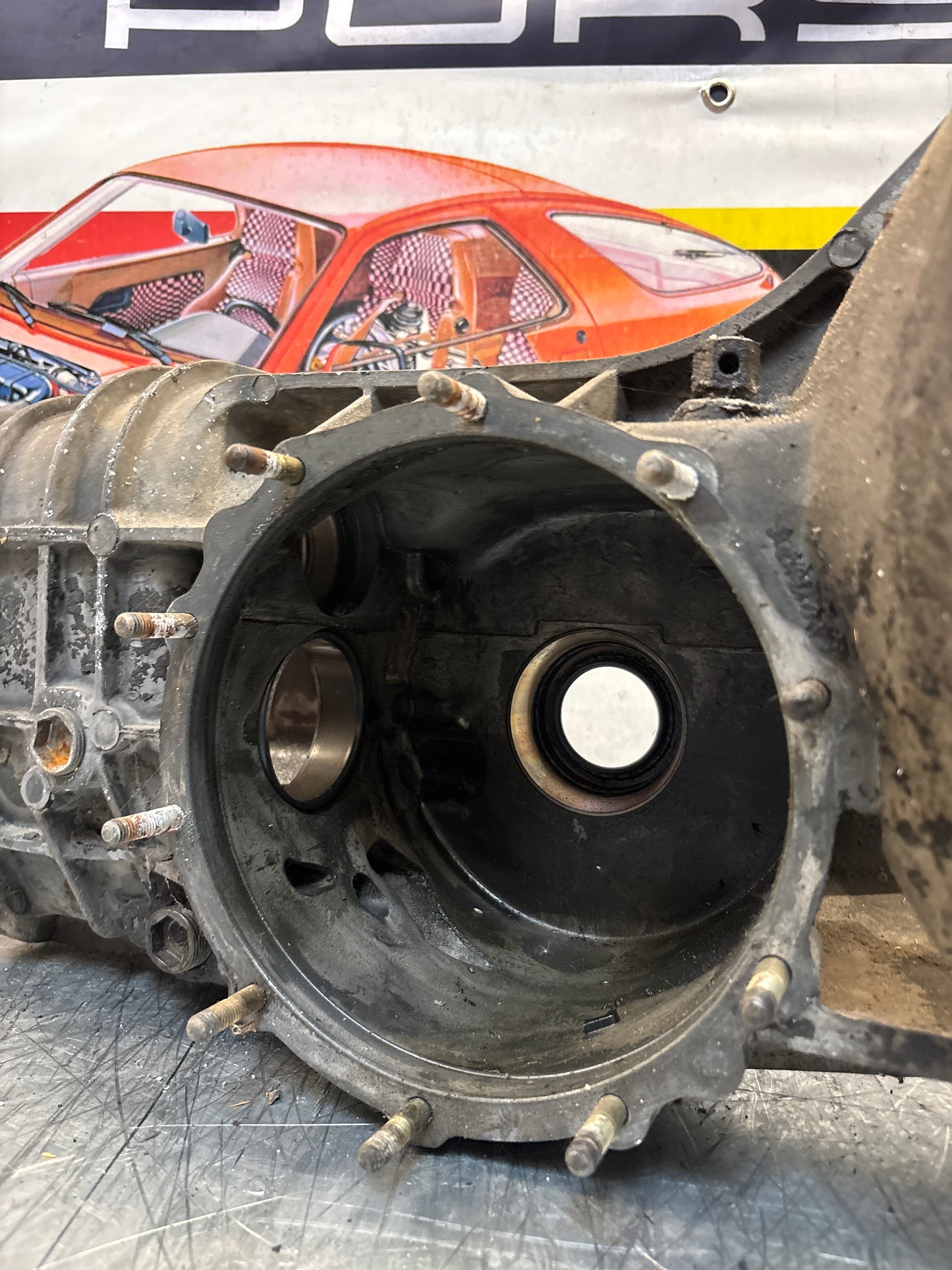 Porsche 914 transmission housing, used, HA05105