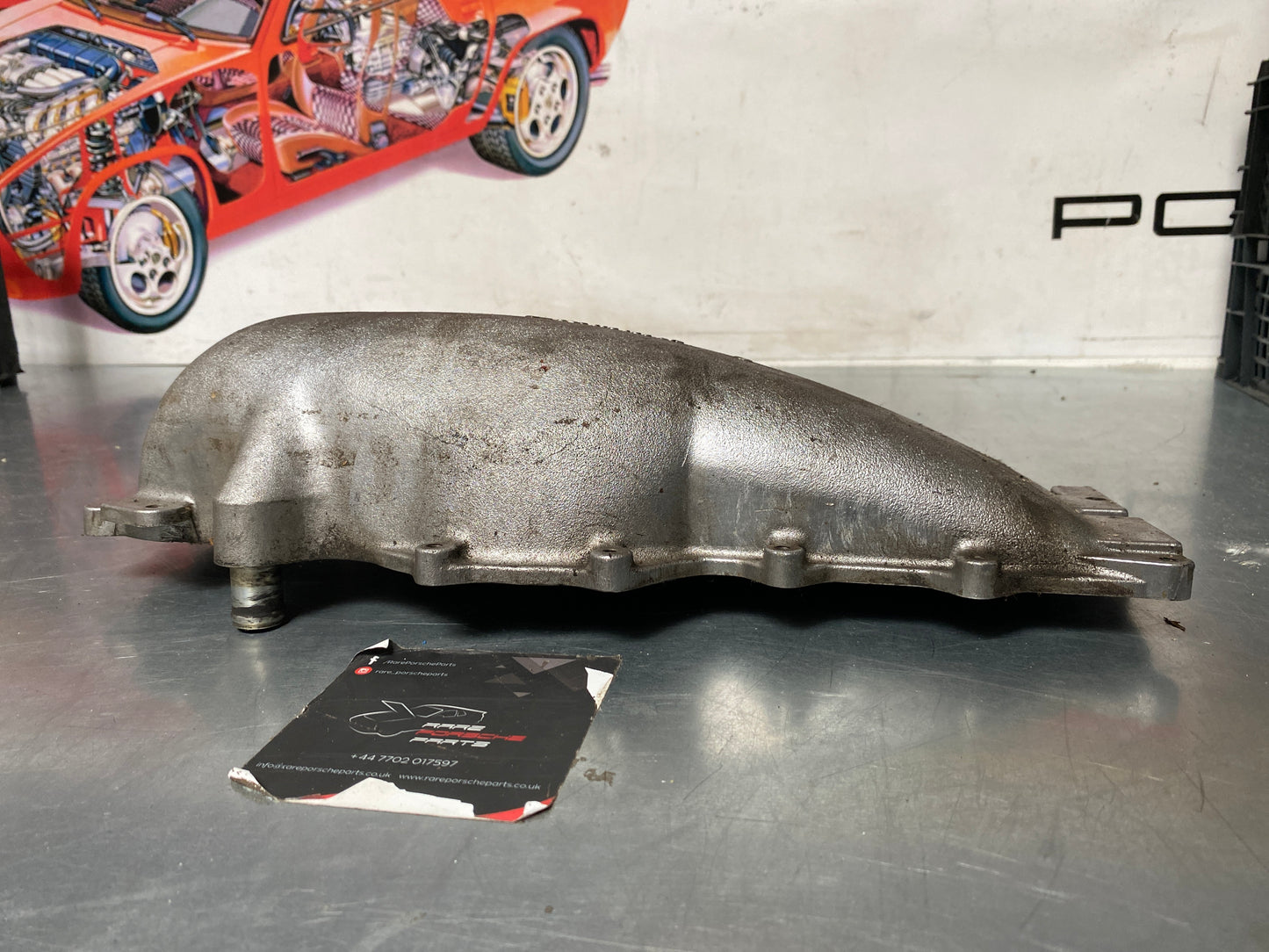 Porsche 928 throttle body, used 9281101933R / 0438120049