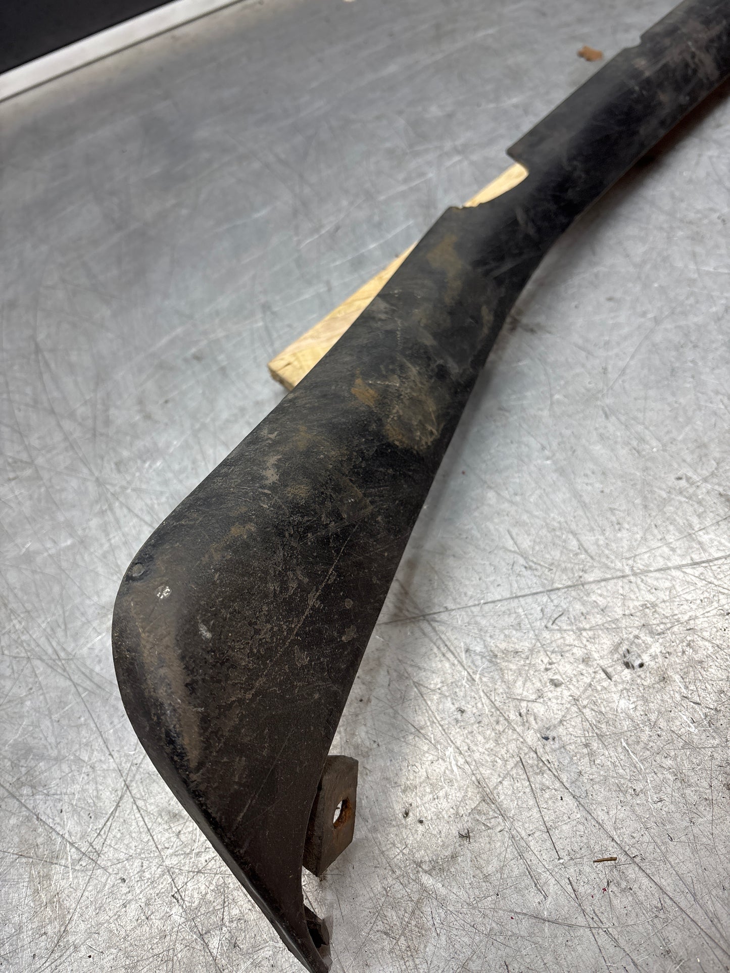 Porsche 944 lower door sill trim molding left side, used 95155919500