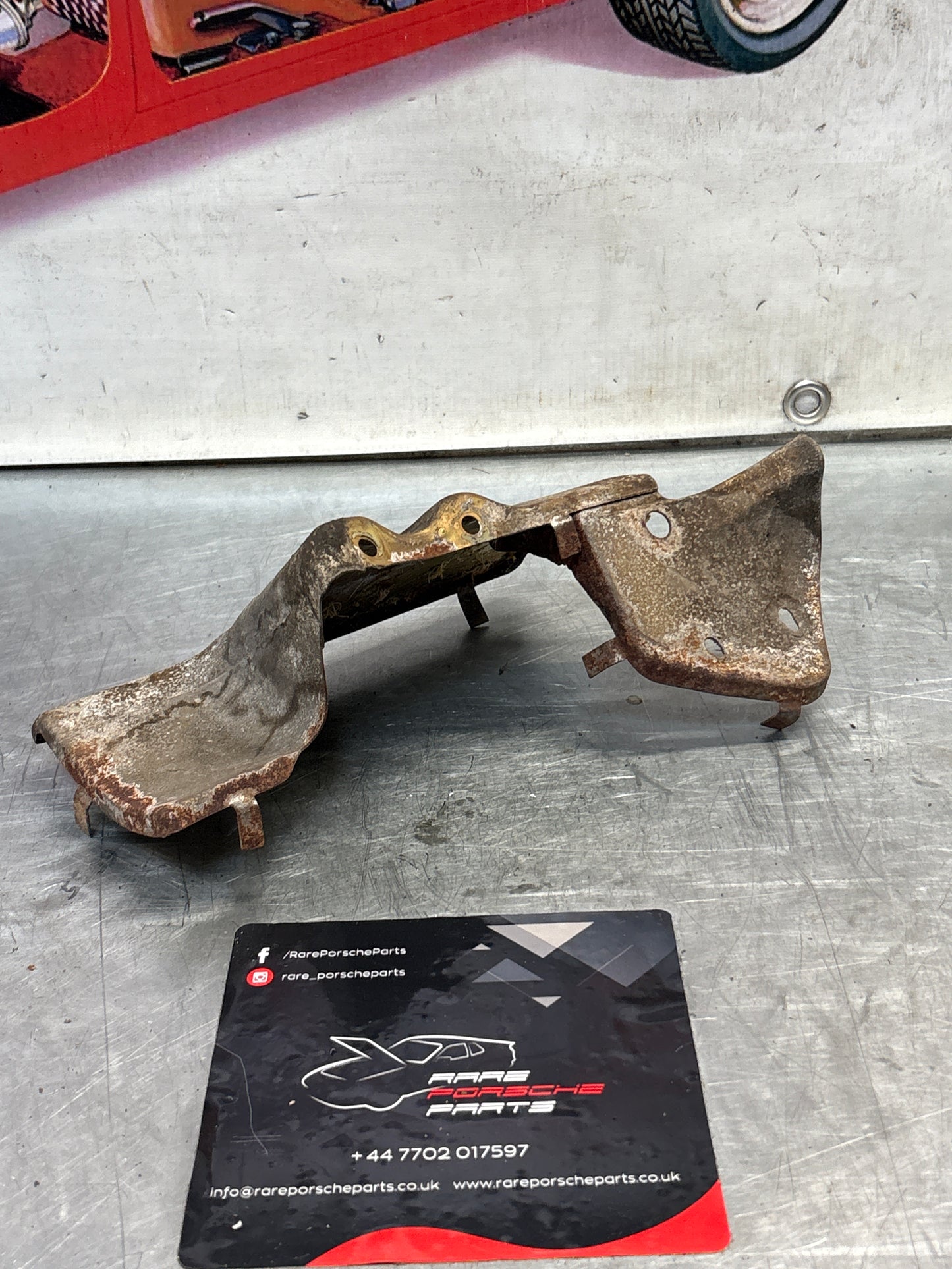 Porsche 928 78-82 mount cover heat shield plate right side, used 92837505601