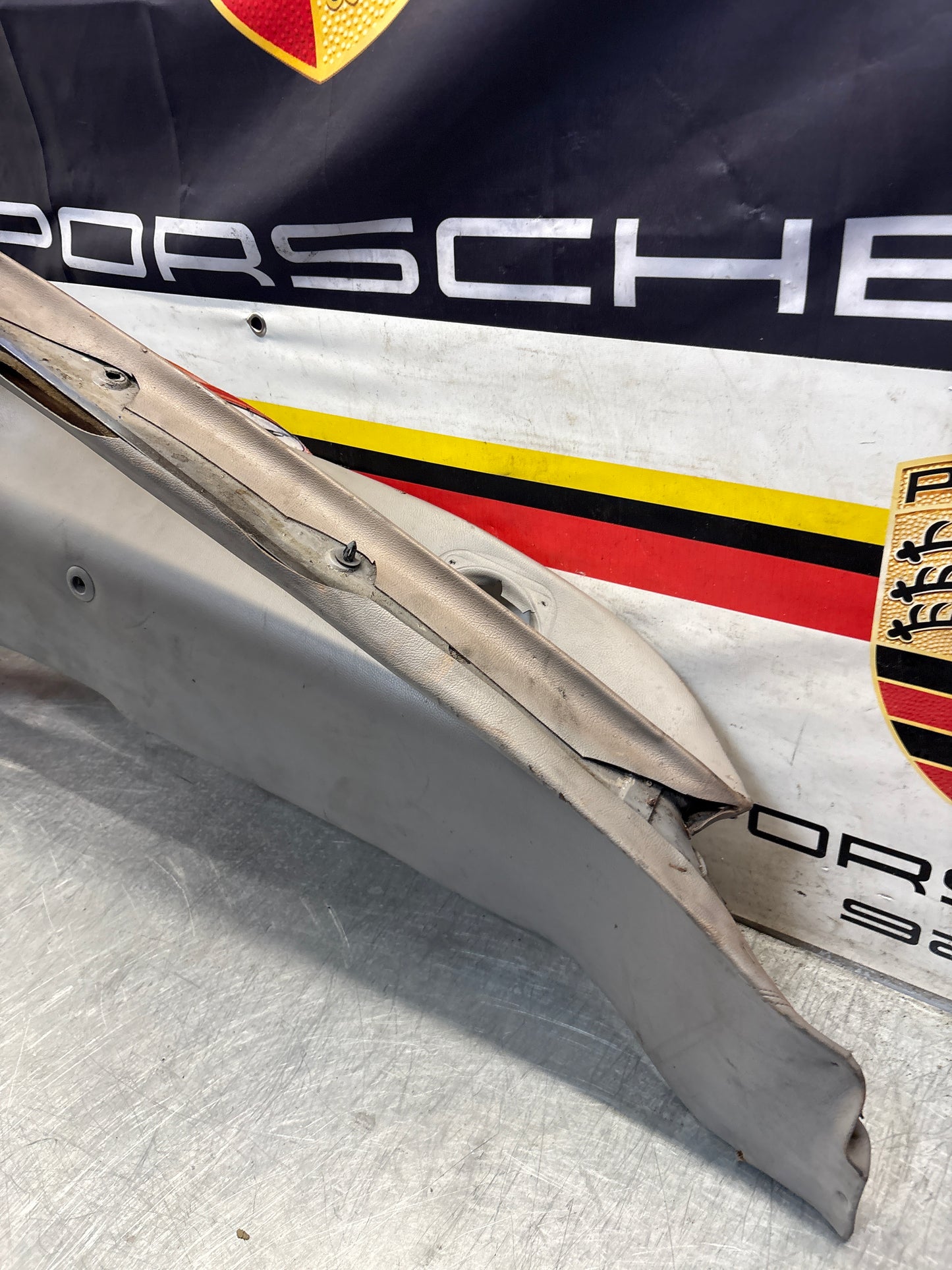 Porsche 928 right side lower side trim panel, grey used 92855502257