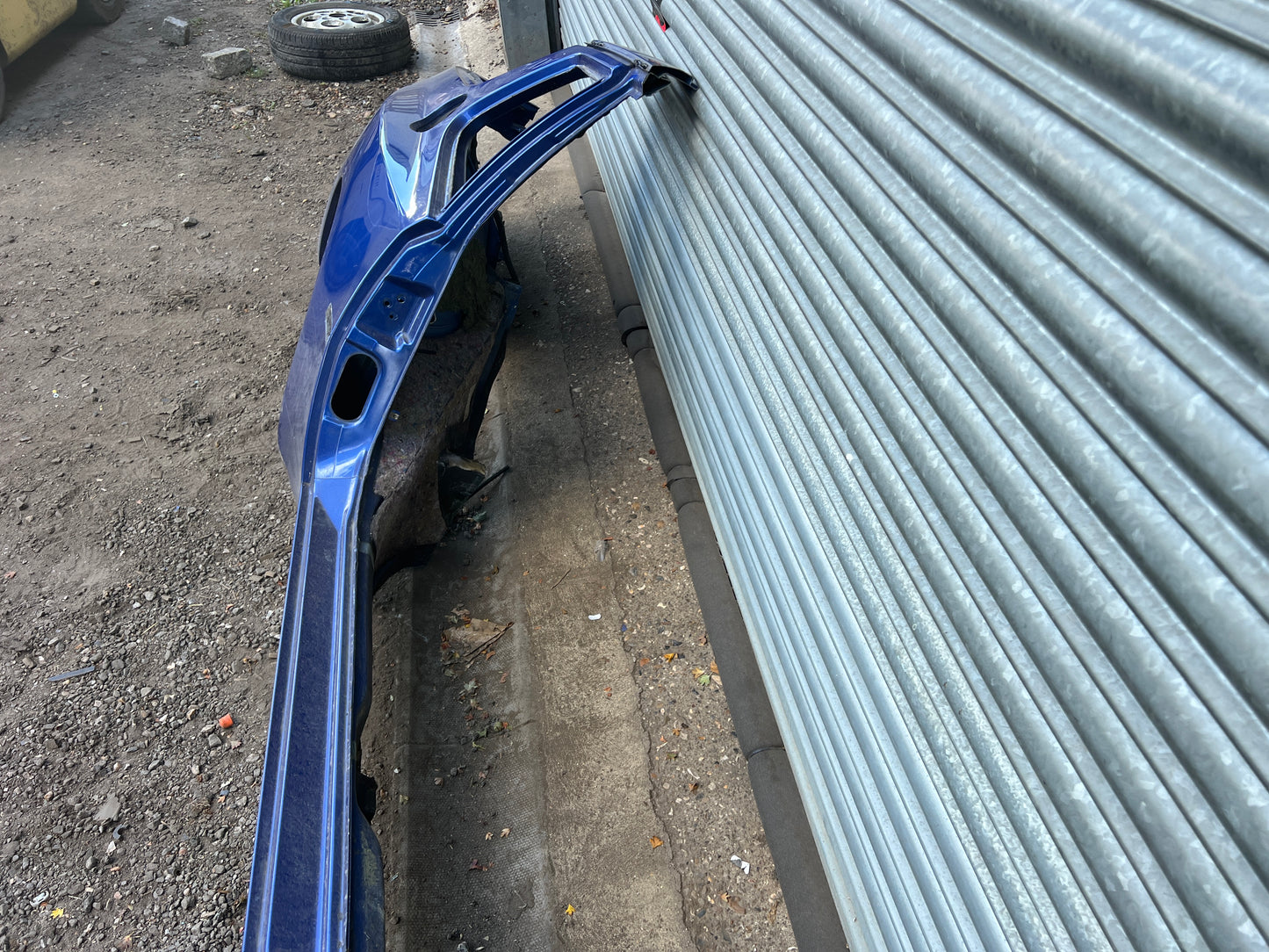 Porsche 944 S2 / Turbo 1991 Right side cut, rear fender with sill 94450390403 94450361200