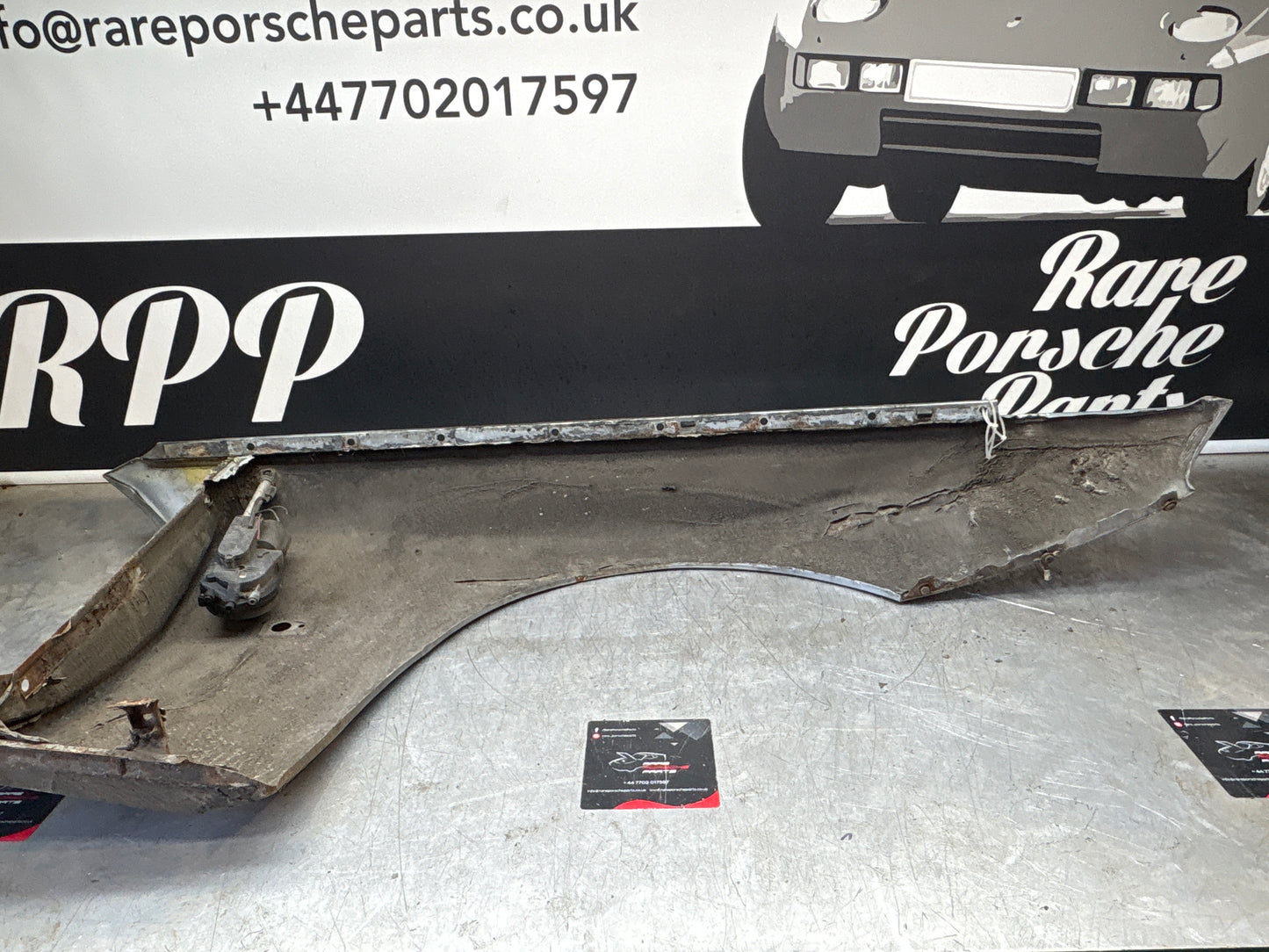 Porsche 944 left front wing, please see photos, used
