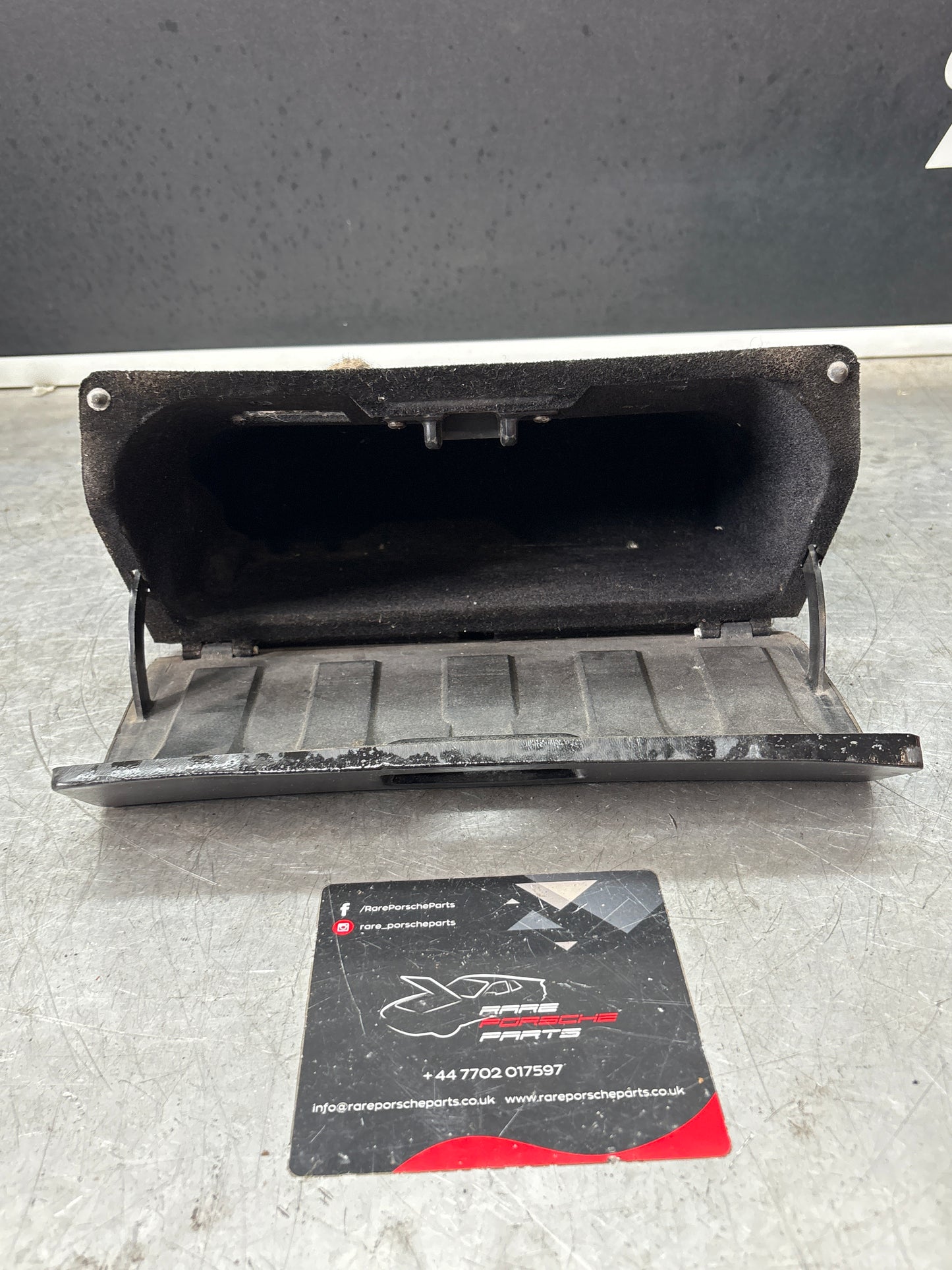 Porsche 924 glovebox with black door, used 477857095A
