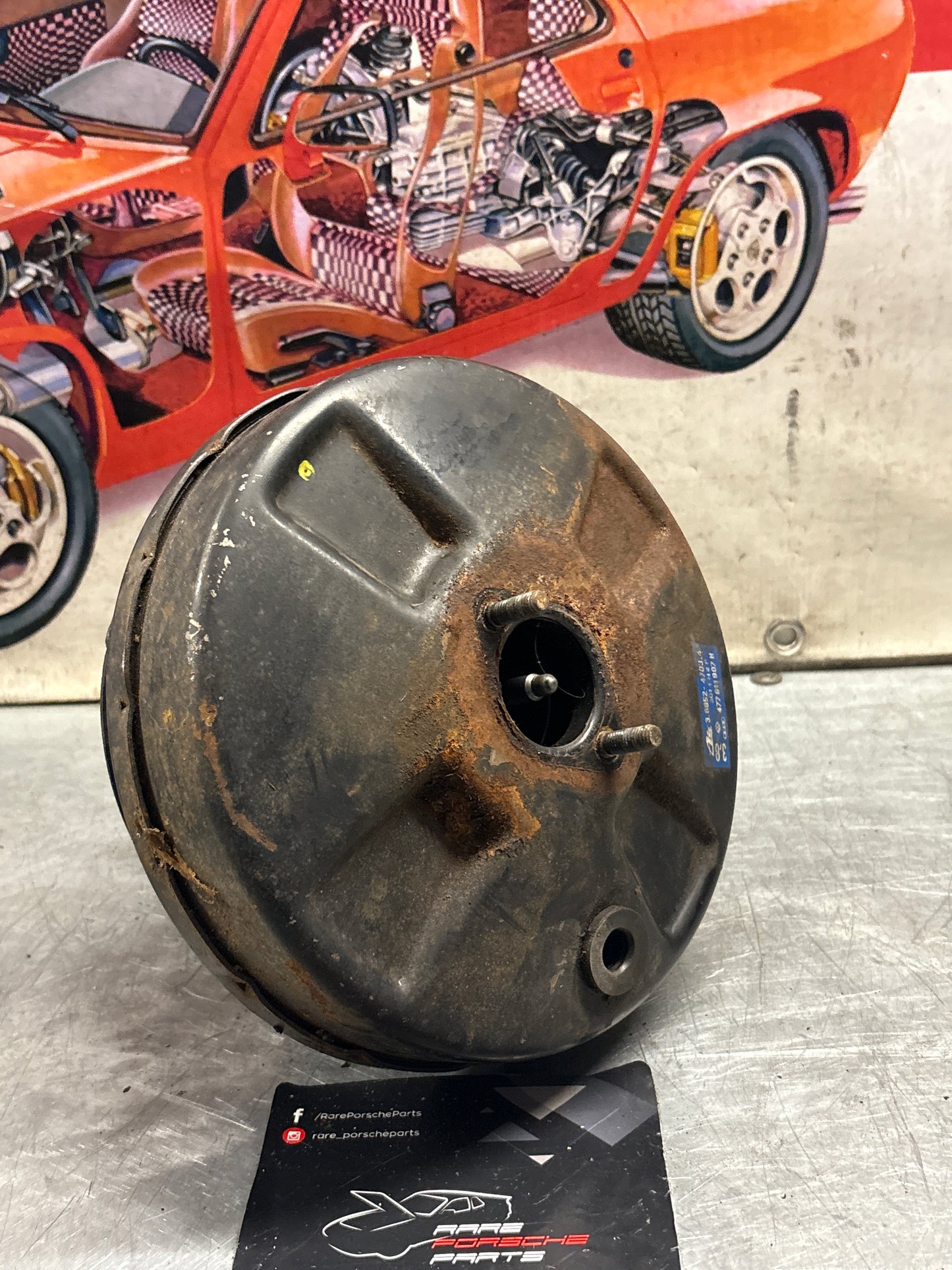 Porsche 944 924 brake booster, used 477611907H