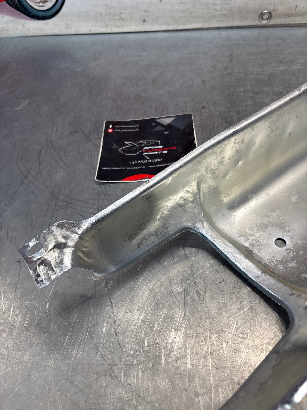 Porsche 924 (from 82) 924S 944 heat shield, middle section, 95150486900, refurbished 