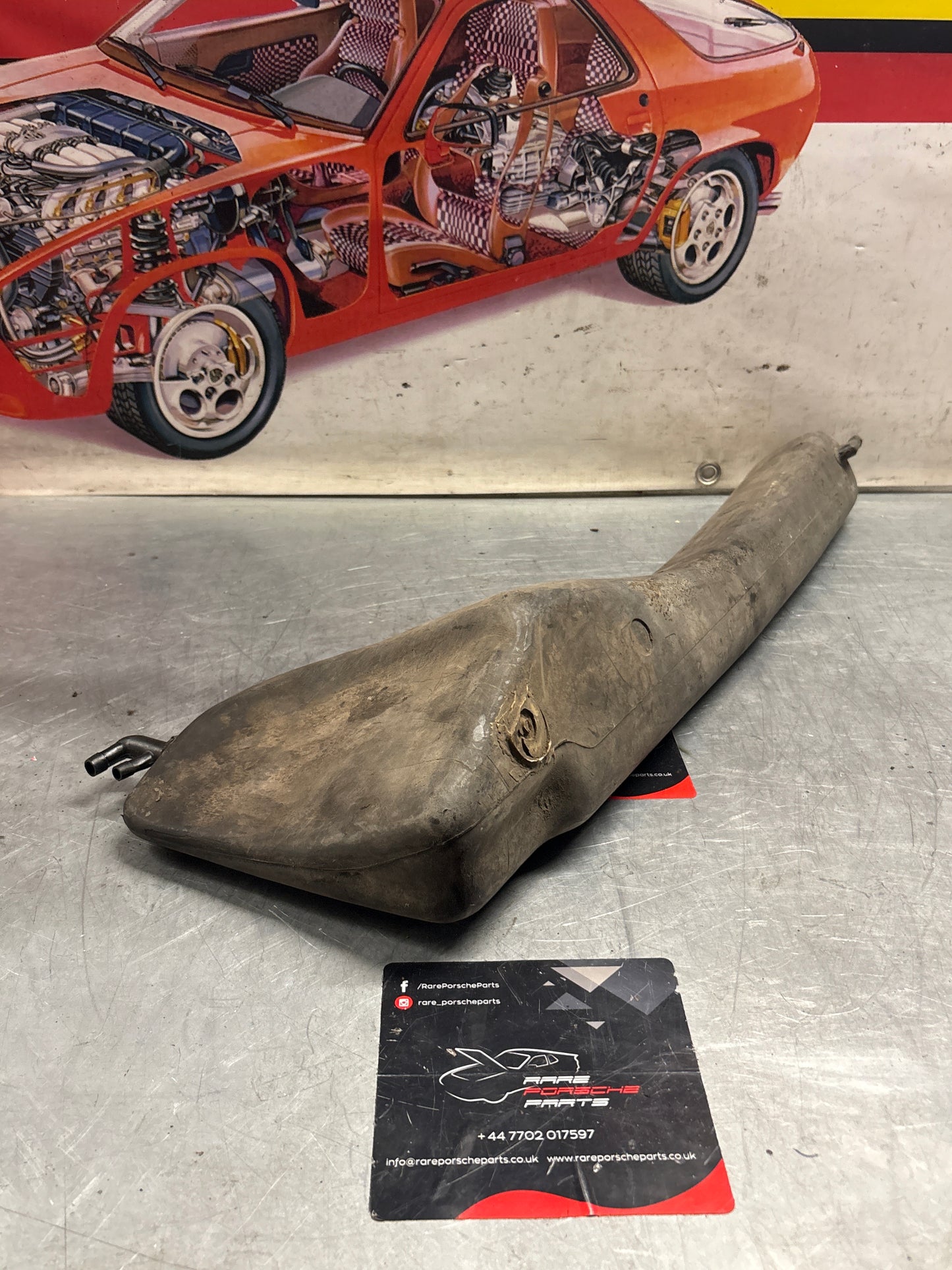 Porsche 928 reservoir, used 92820101302