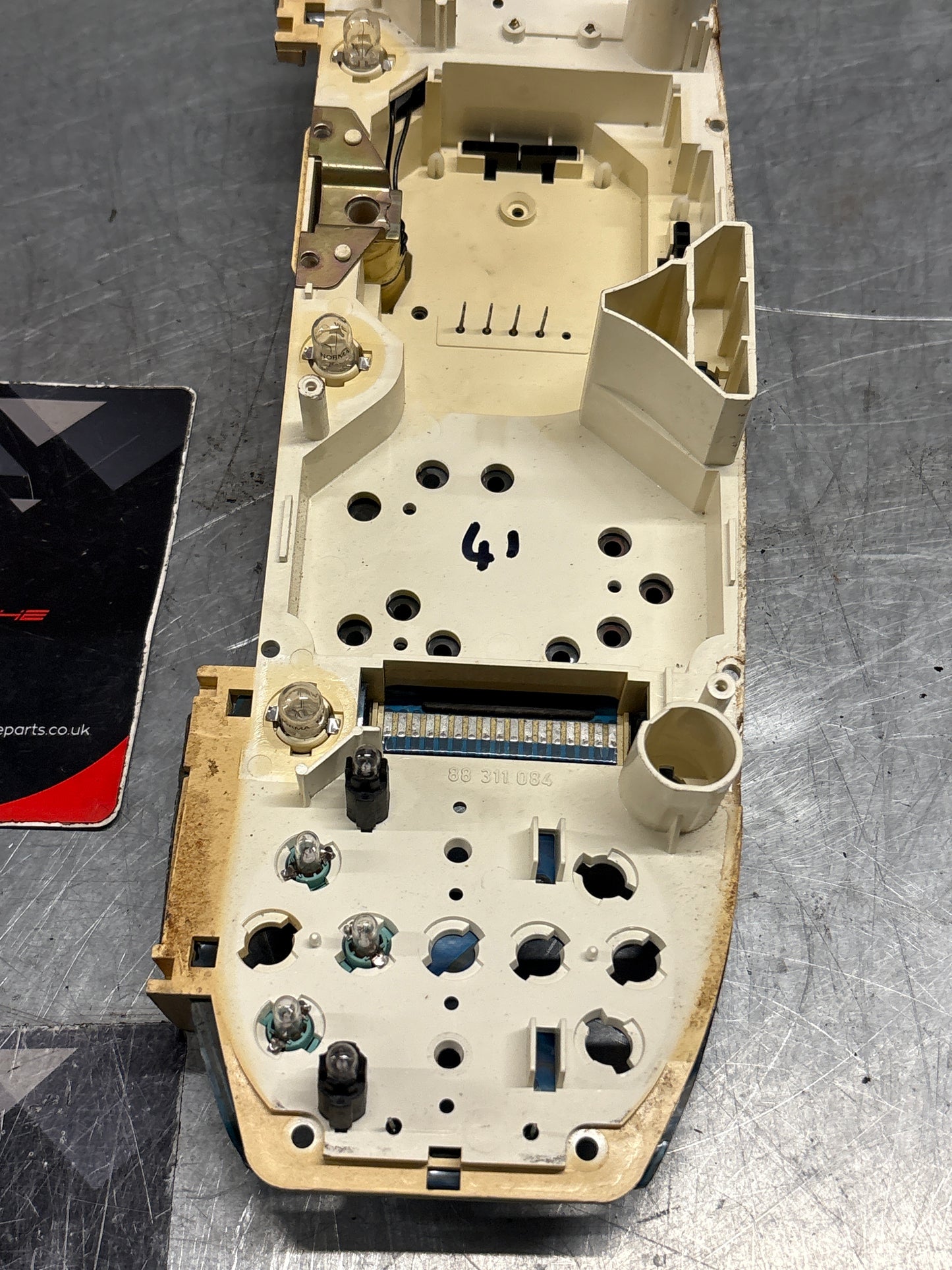 Porsche 928 instrument cluster circiut board, used VDO number: X16-1208743 / 88 451 606