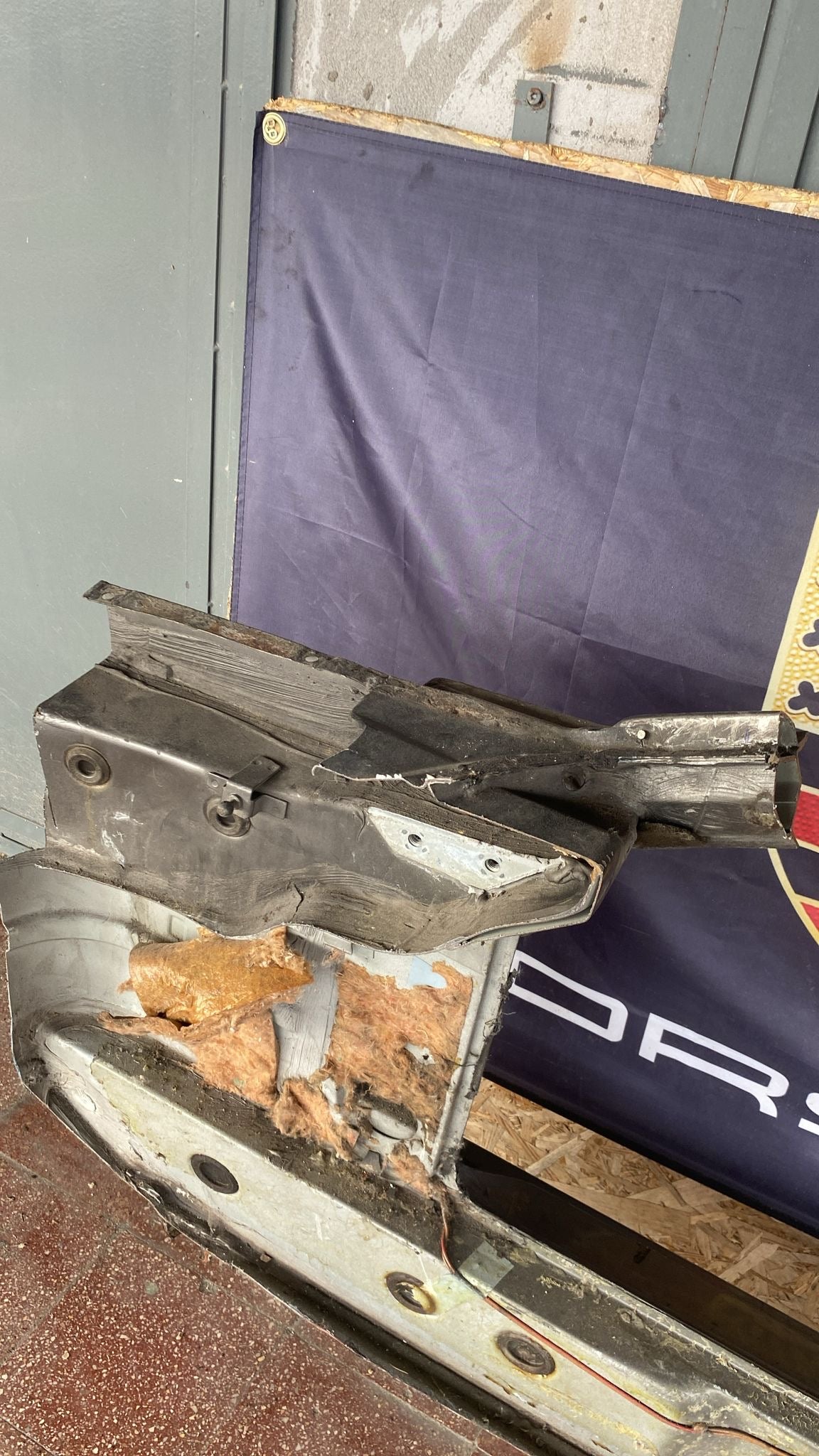 Porsche 944 Right side cut, rear fender with sill 94450390403, 94450361200