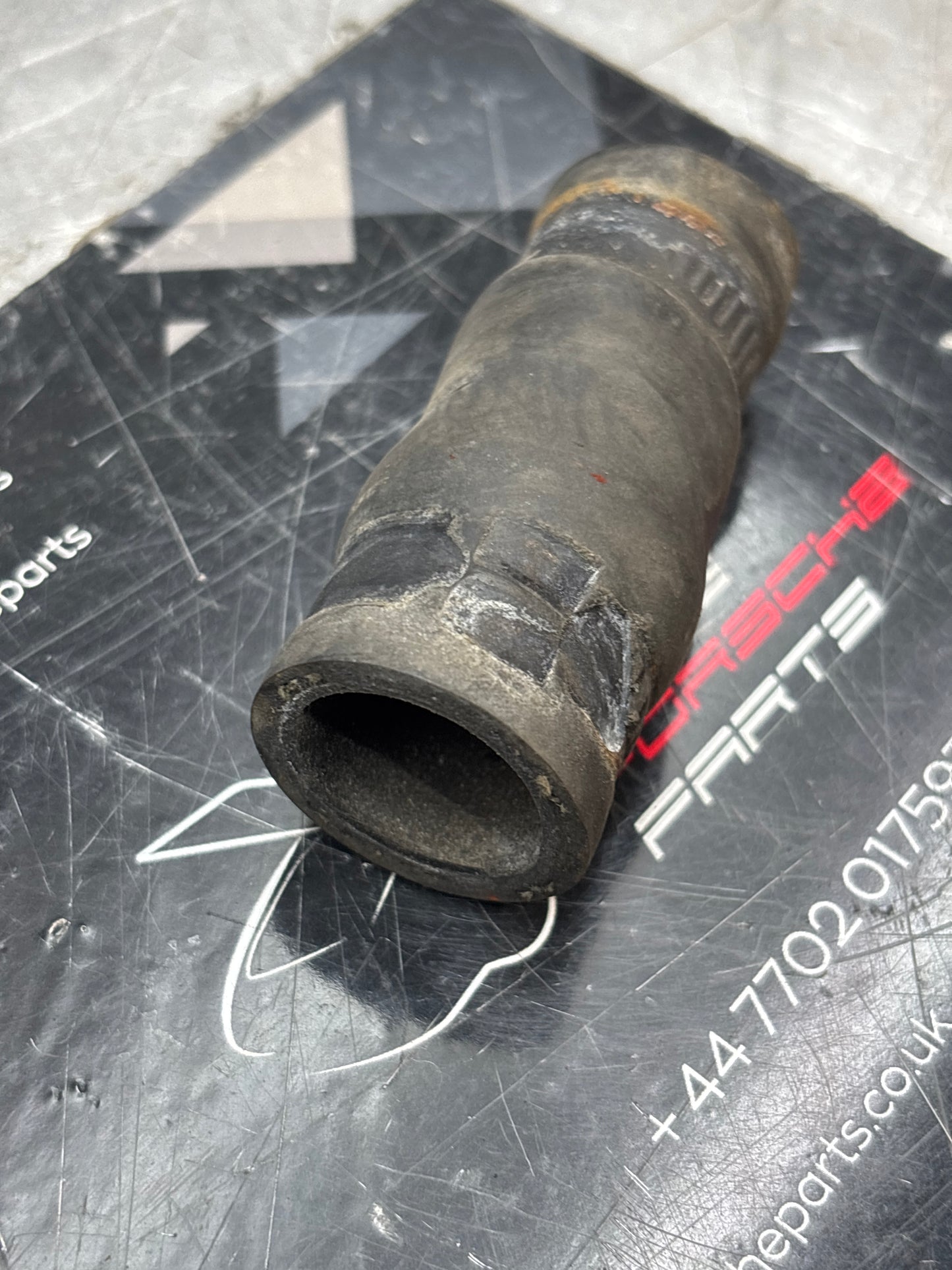 Porsche 944 S 87-89 / S2 89-91 / 968 Water radiator hose 94410625301, used