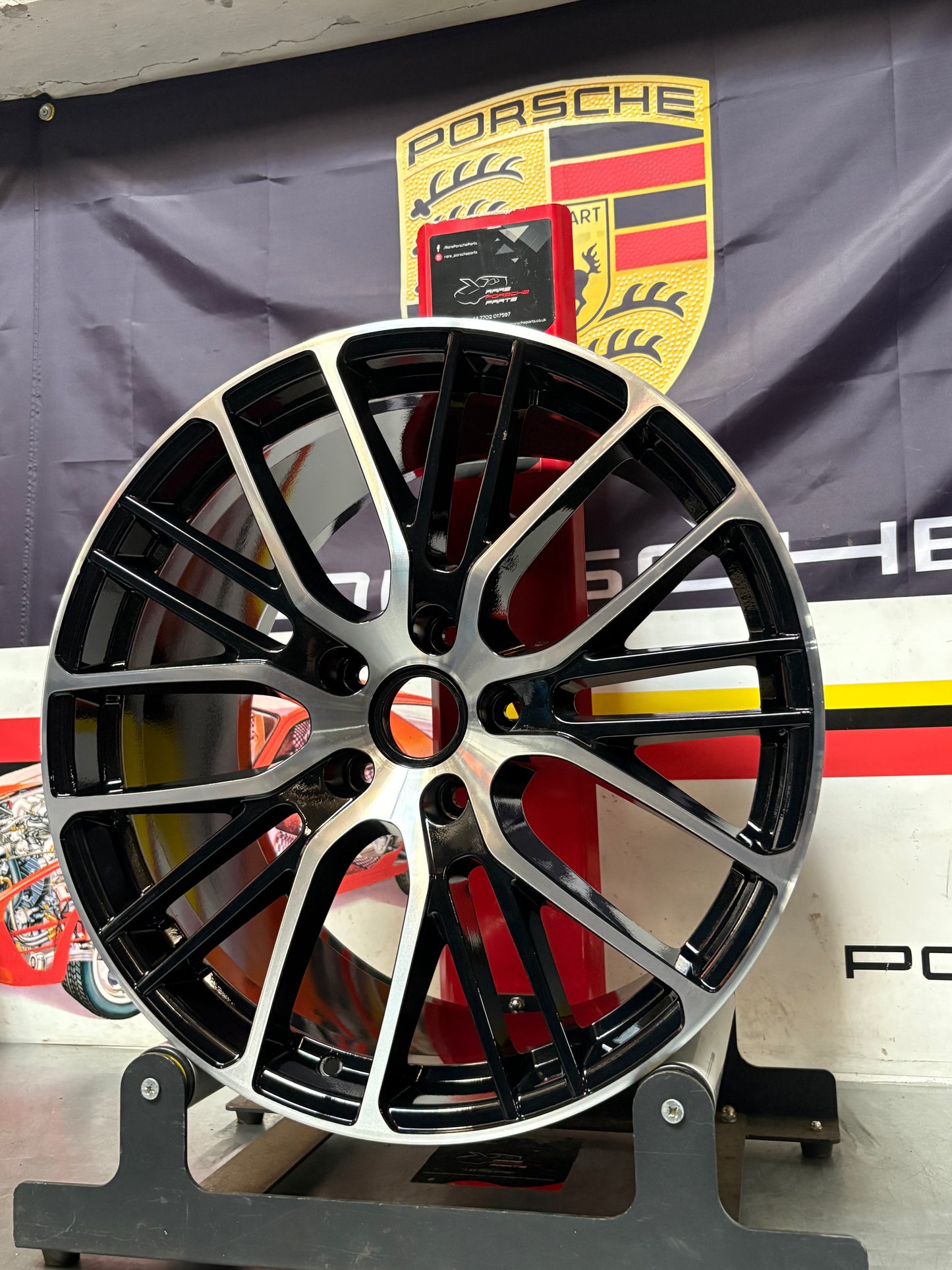 Porsche Panamera 11.5Jx21” ET69 alloy wheel 971601025AQ very nice condition, used