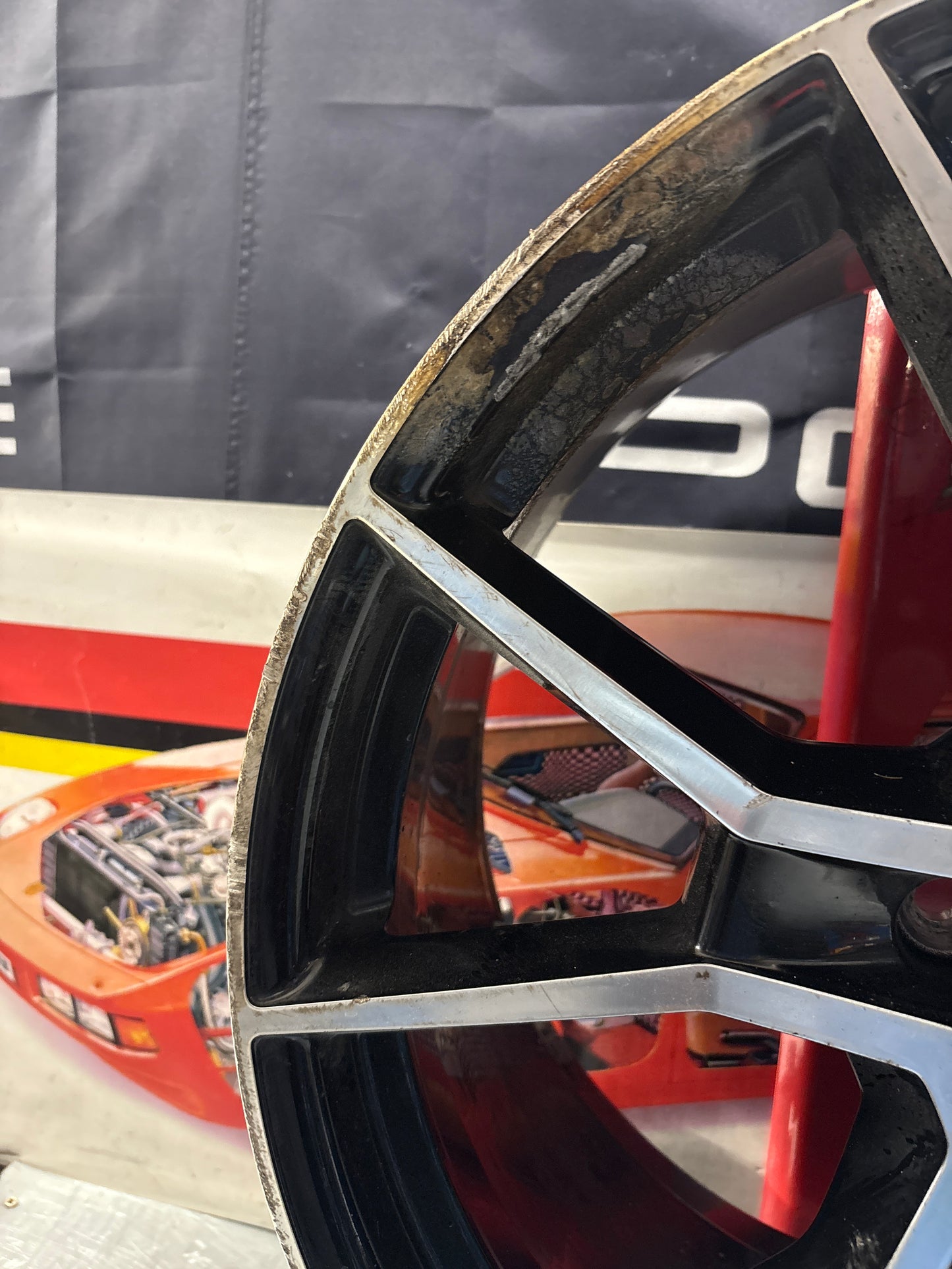 Porsche Taycan GTS 9.5Jx21” ET60 alloy wheel, 9J1601025BC, for spares or repair