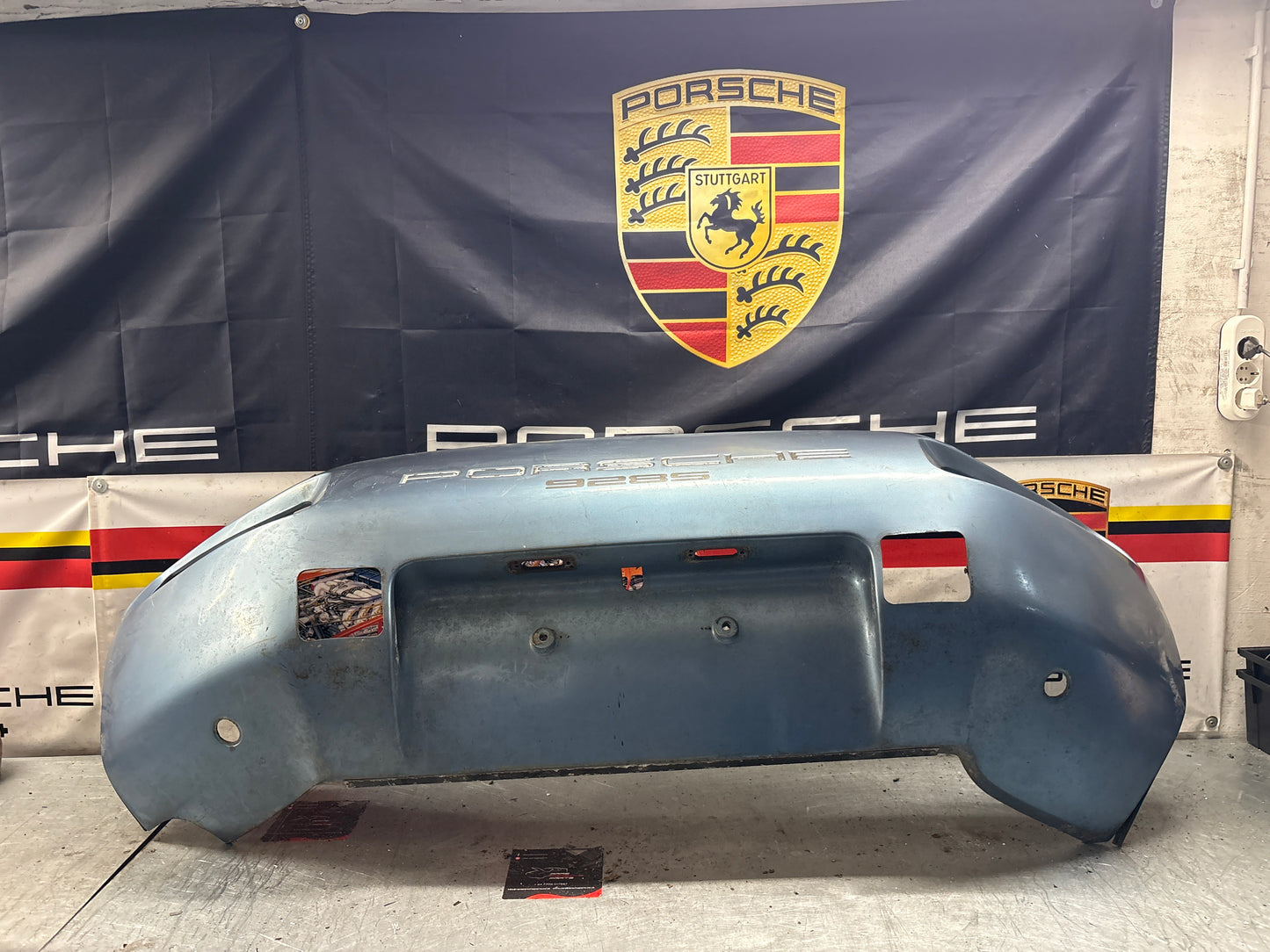Porsche 928S rear bumper, used 92850502303 / 474181