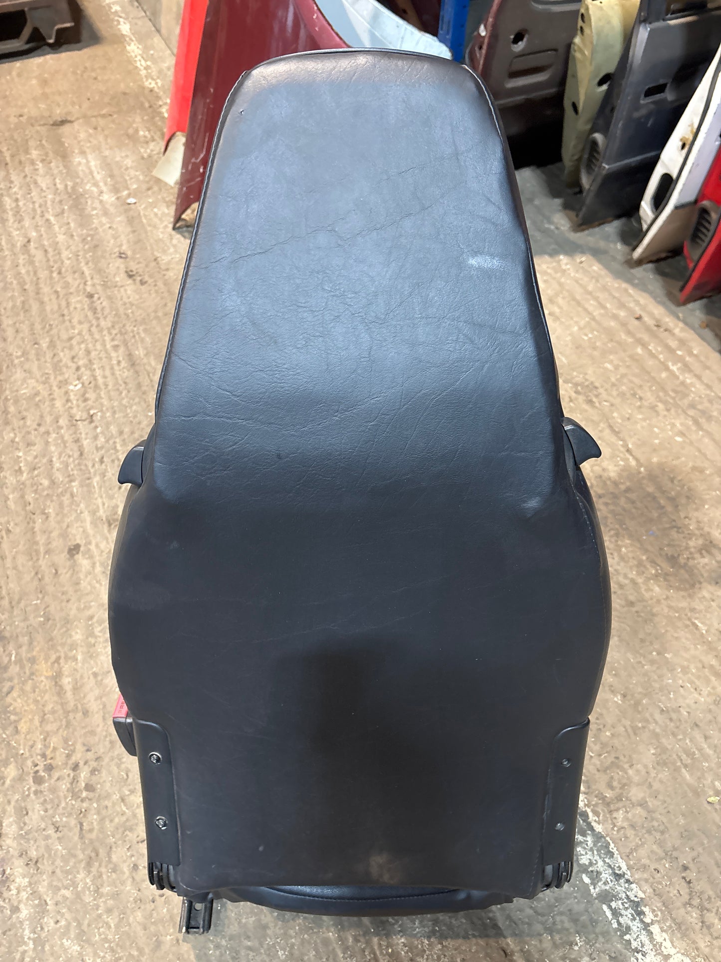 Porsche 944 black front right seat with Porsche scripted fabric