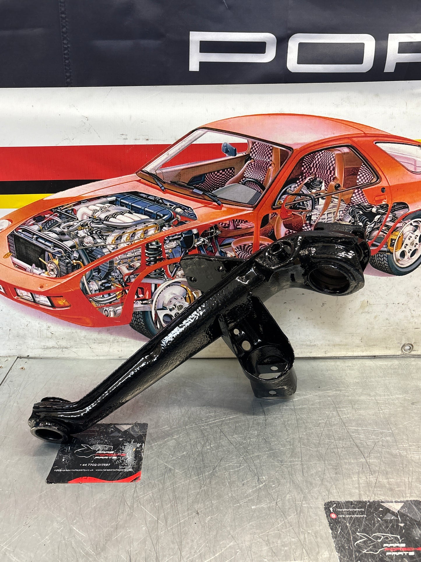 Porsche 924 944  -85.5 Rear right trailing arm,  refurbished 94433102200