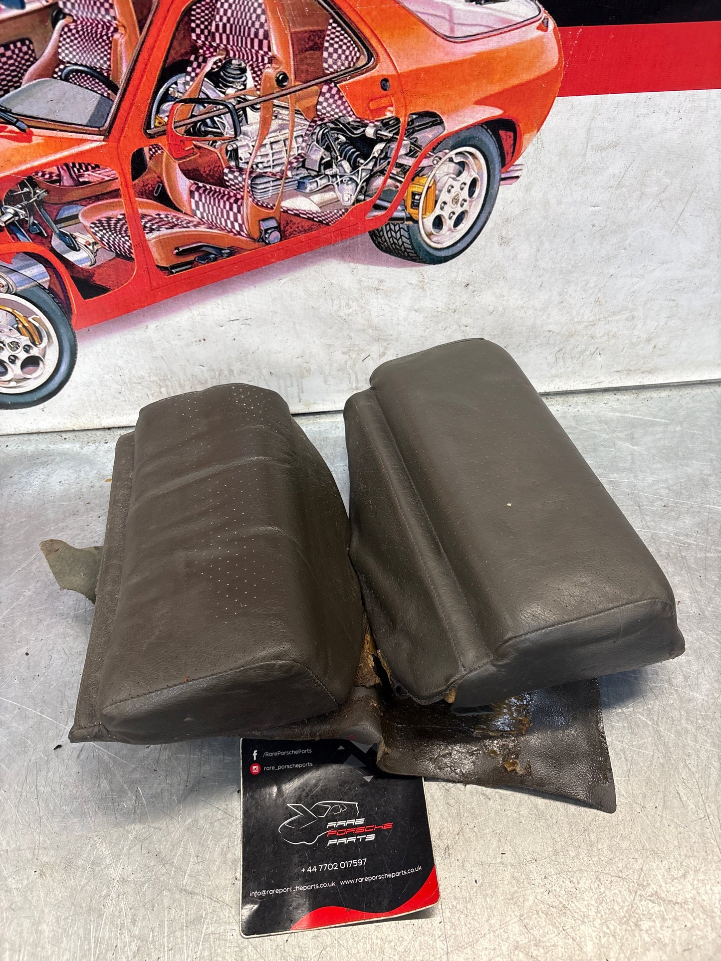 Porsche 928 rear left seat upper and middle cushion, leather, greyish green, used 92852204550 / 92852208751