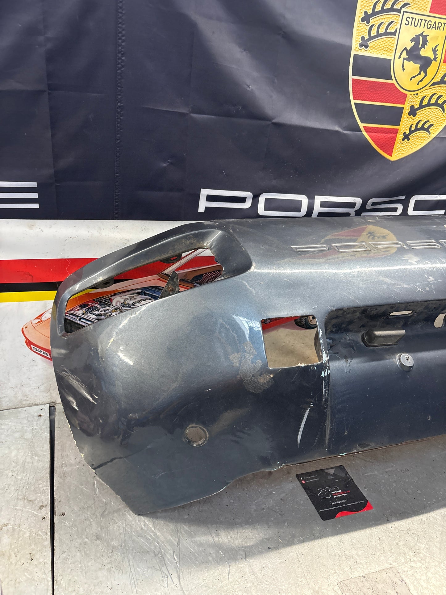 Porsche 928 rear bumper, used 92850502303 / 474181