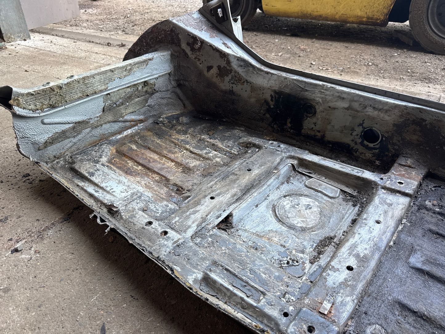 Porsche 944 S2 floor pan left  side 94450150100 spares or repair RHD