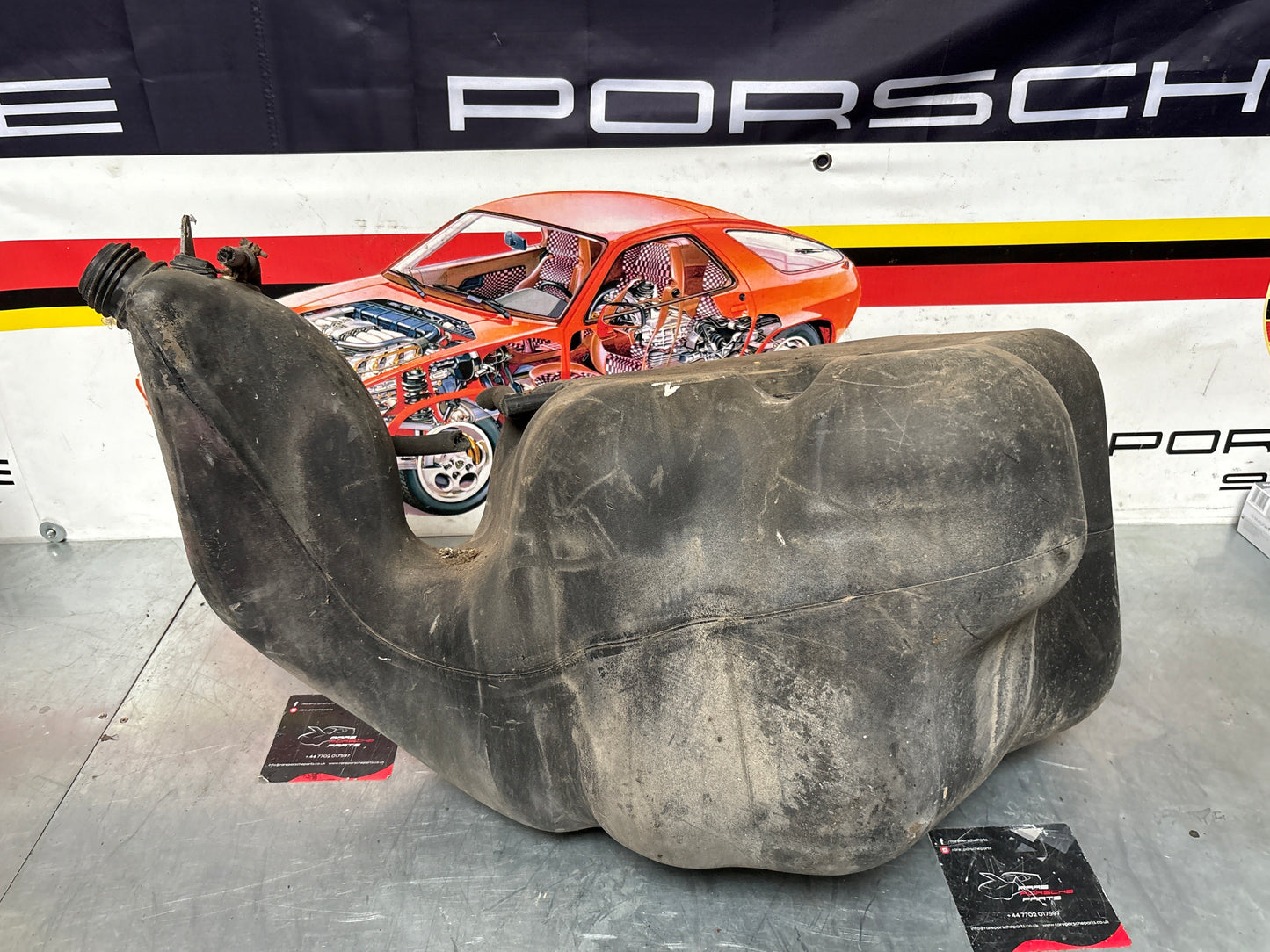 Porsche 928 S4 fuel tank, used 928201003 05/06