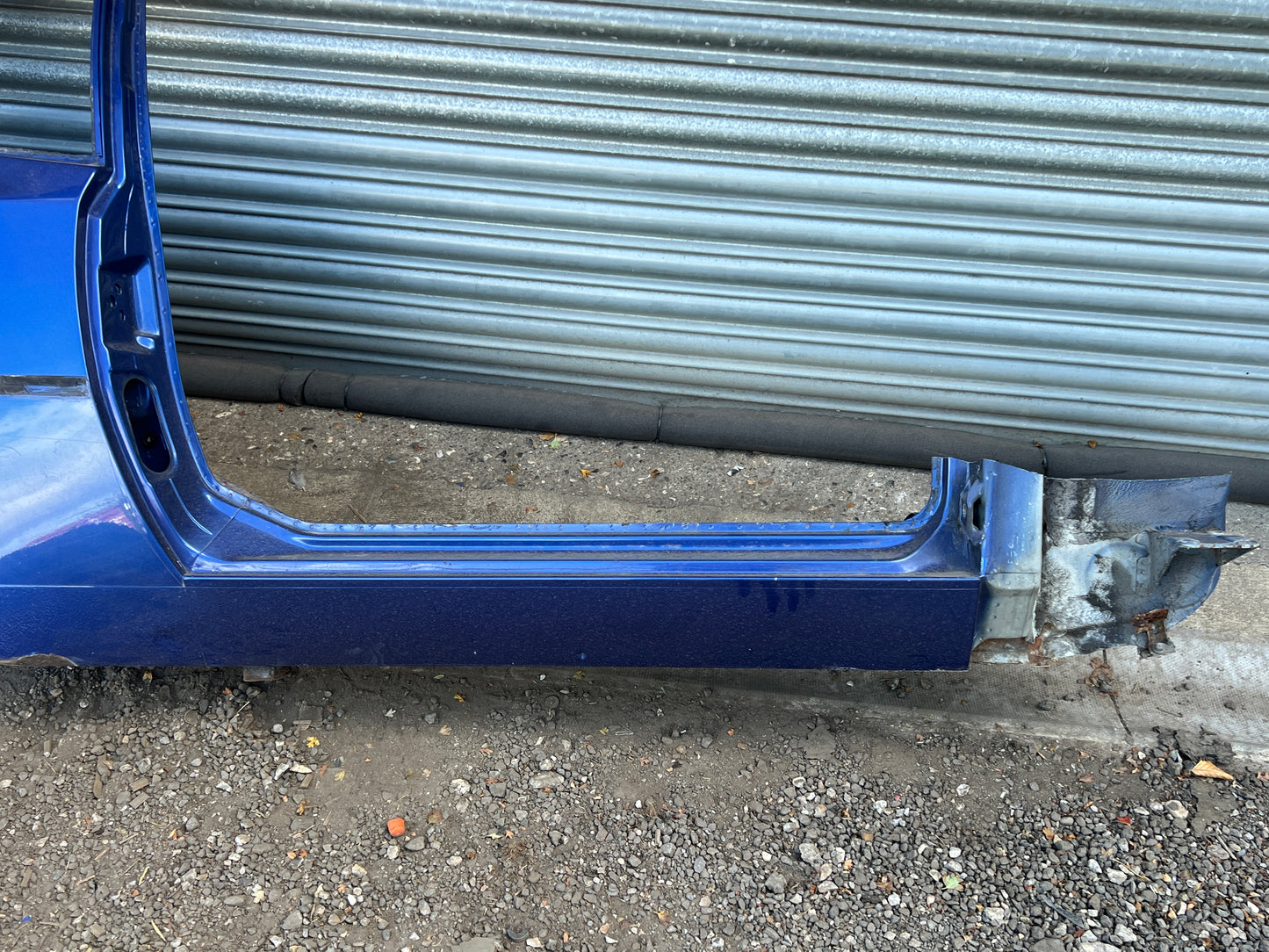 Porsche 944 S2 / Turbo 1991 Right side cut, rear fender with sill 94450390403 94450361200