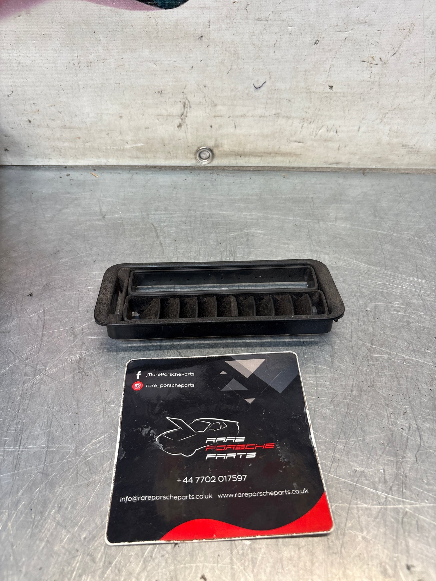 Porsche 928 air shower air nozzle ventilation cover frame, used 92857304550