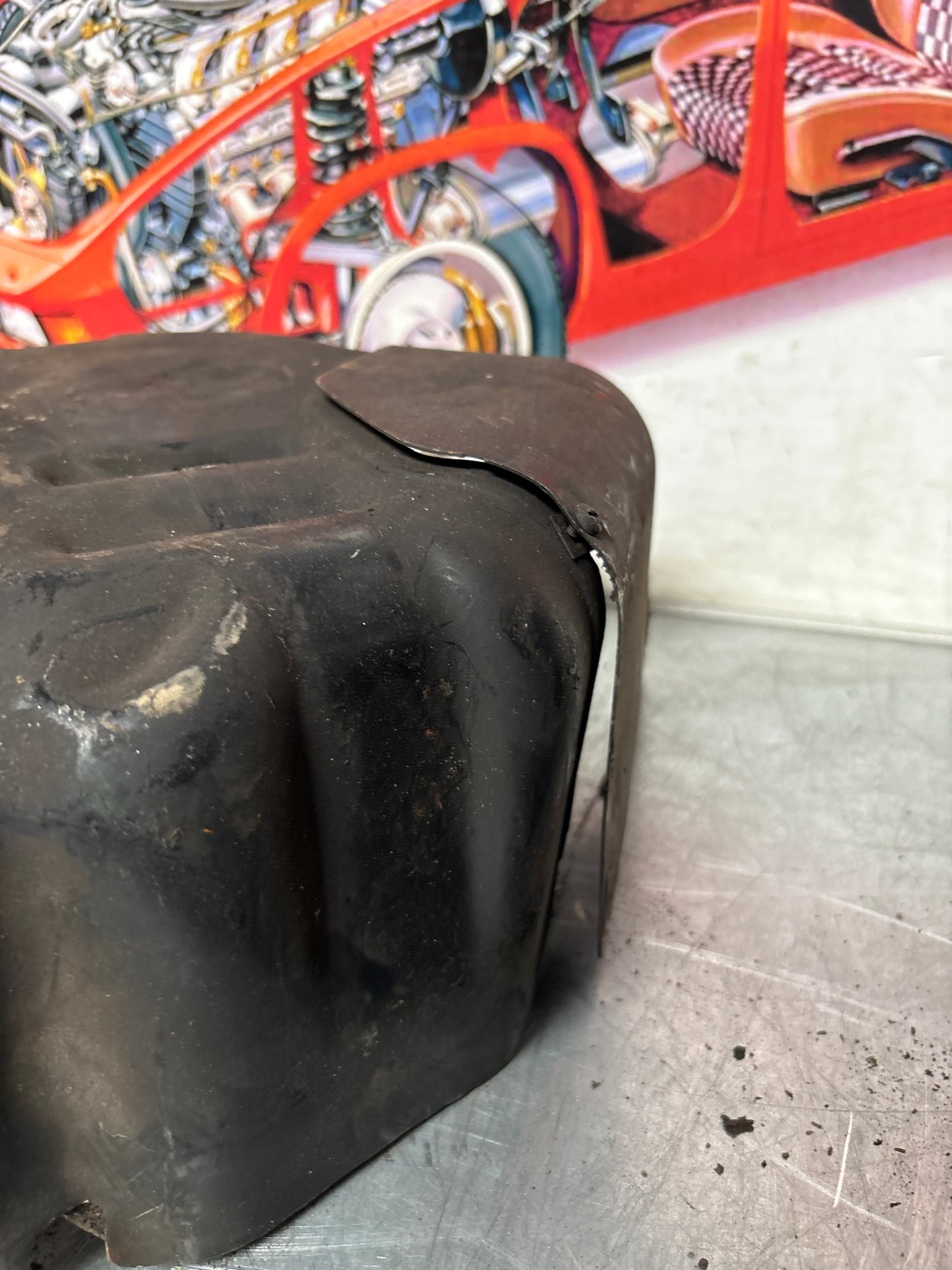 Porsche 944 85.5- fuel pump cover plate 94420133100