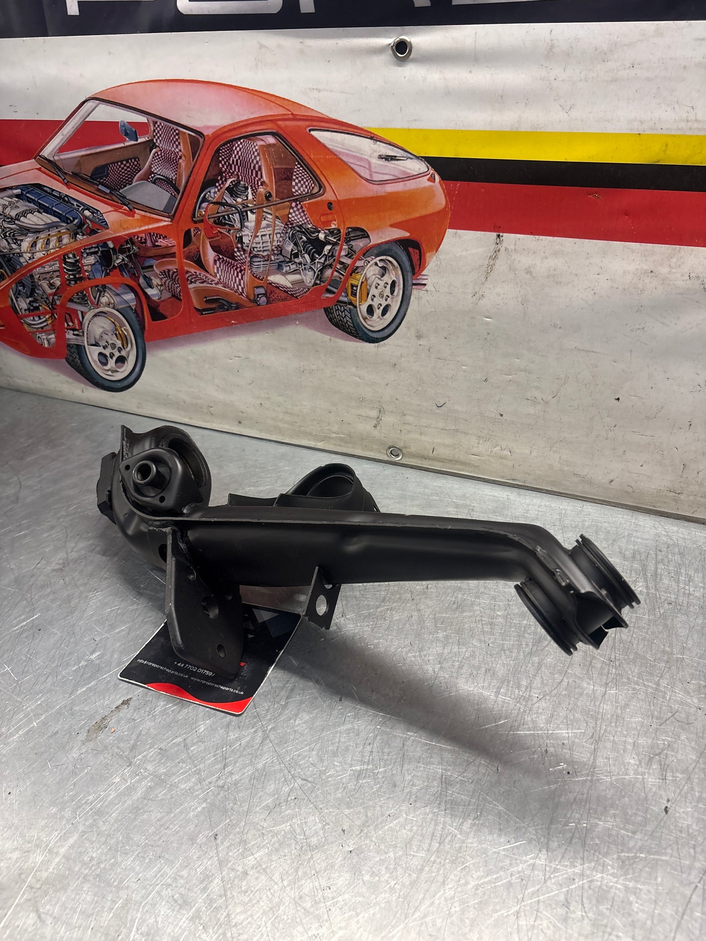 Porsche 924 944  -85.5 Rear right trailing arm,  refurbished 94433102200