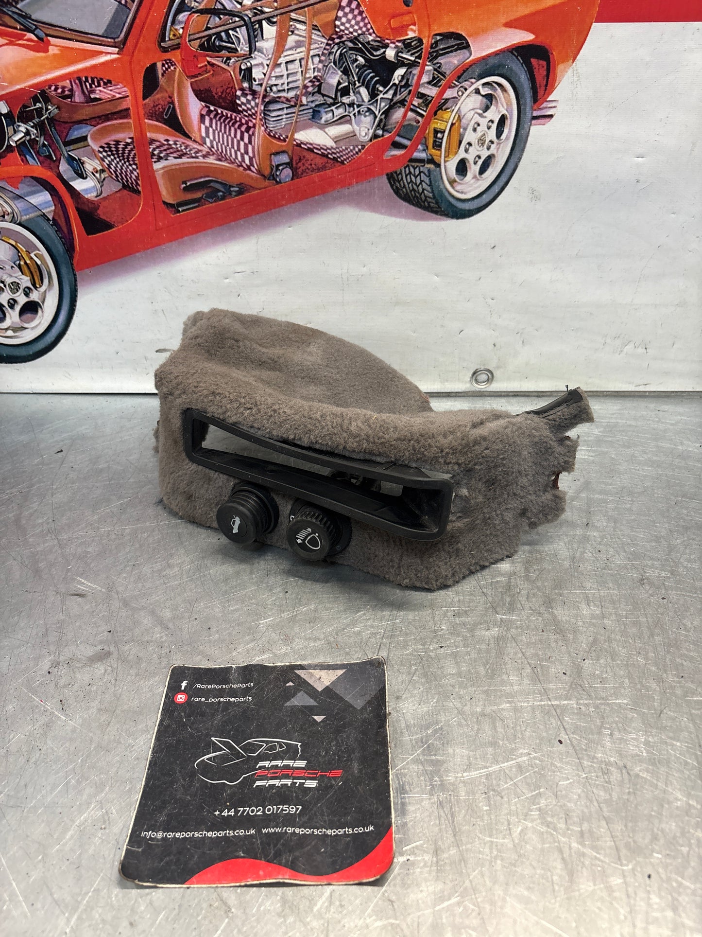 Porsche 928 handbrake sorround carpet, grey, used