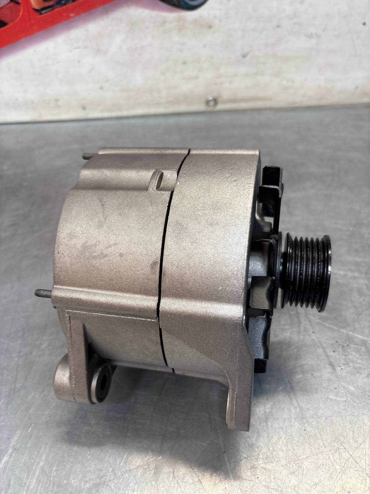 Porsche 944 85.5- / 968 / 928 83-86 alternator, refurbished 92860301105