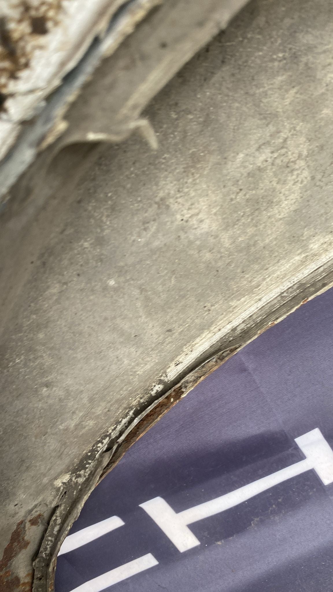 Porsche 924 left sill / fender section, 477809601B cut