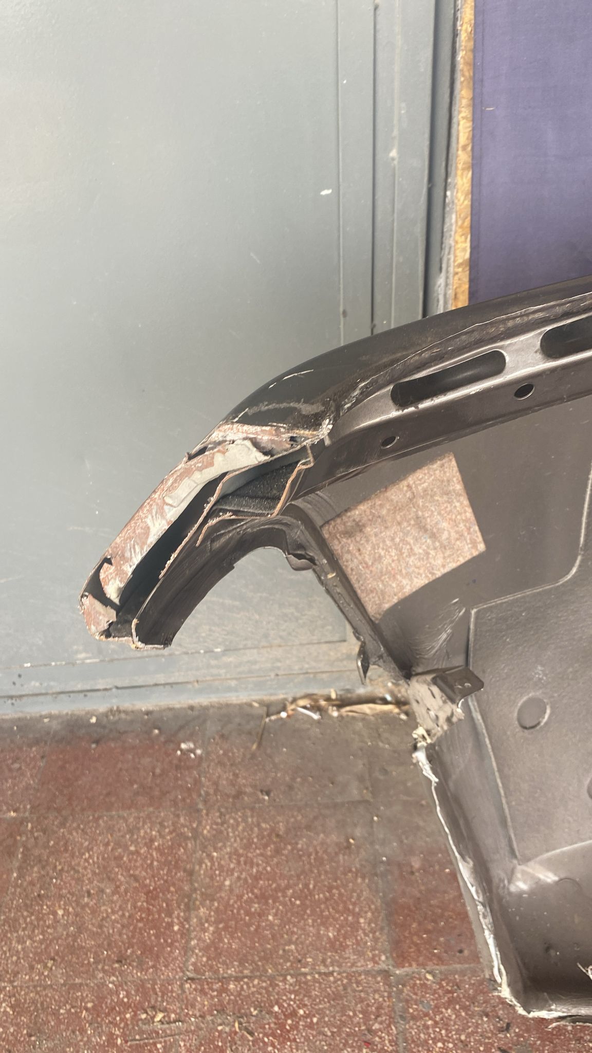 Porsche 944 left side cut, rear fender with sill 94450390303, 94450361102