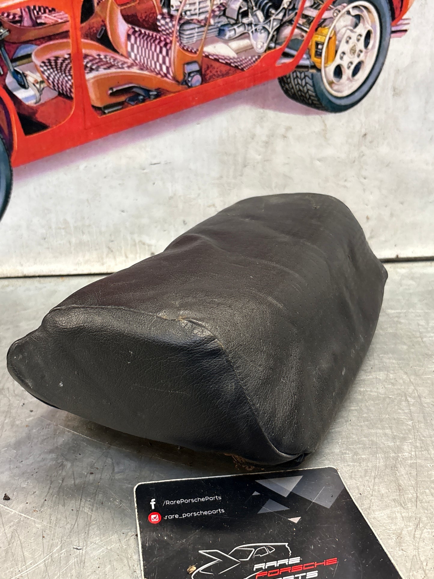 Porsche 928 rear right seat upper cushion, leather, black, used 92852204650