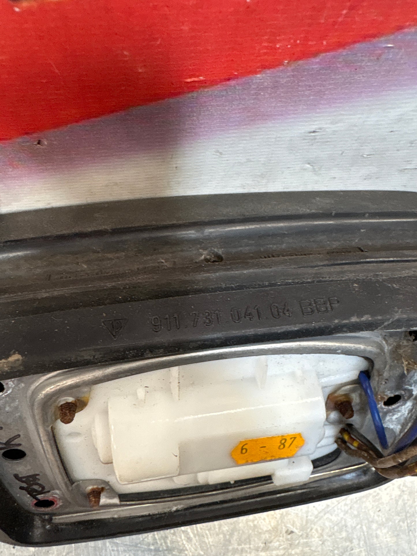 Porsche 924 944 911 Außenspiegelmotor links 91173104104