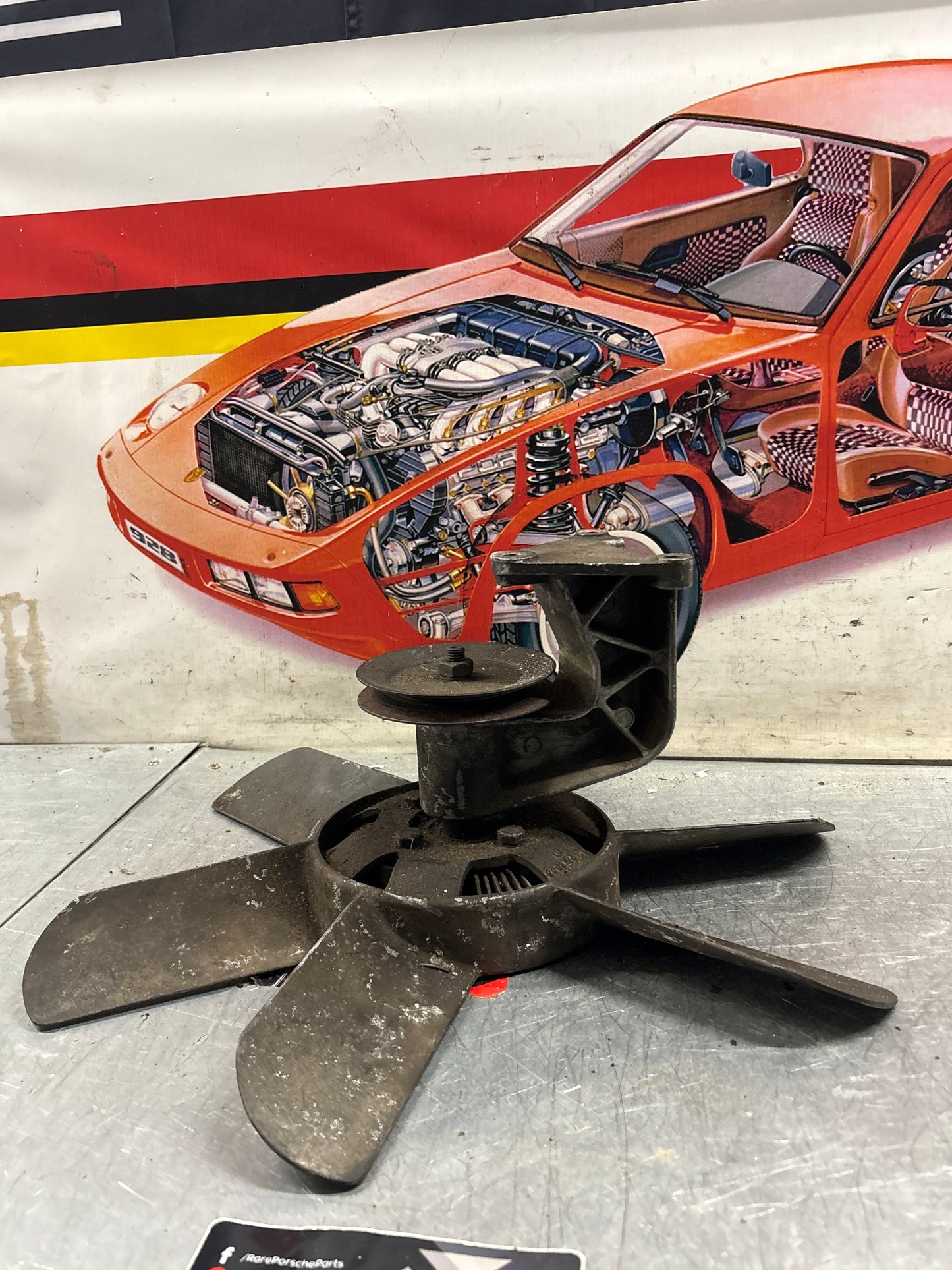 Porsche 928 Engine cooling viscous fan with bracket used 92810613701, 9281061101R