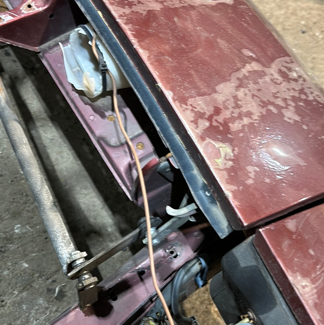 Porsche 924 Front end section cut