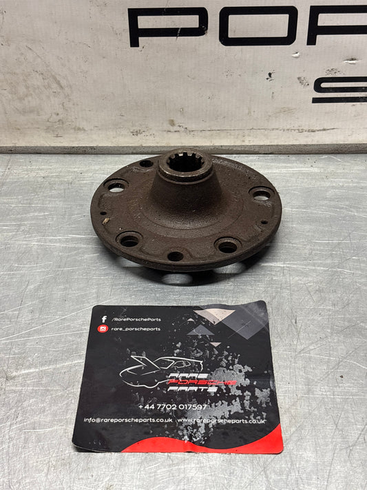 Porsche 944 (82-85.5) 924 Turbo rear wheel hub 477501605, used