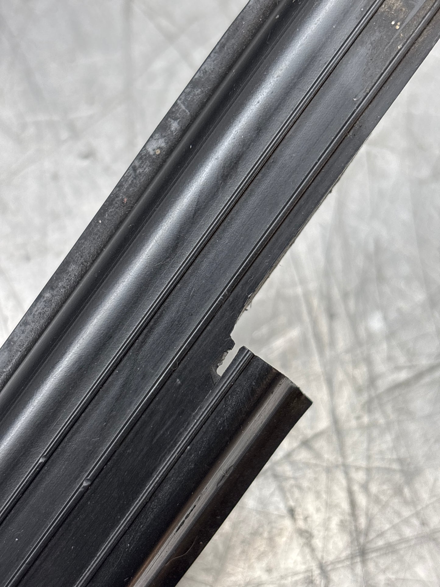 Porsche 944 85.5- left sill trim, scuff plate used 94455112100 cracked