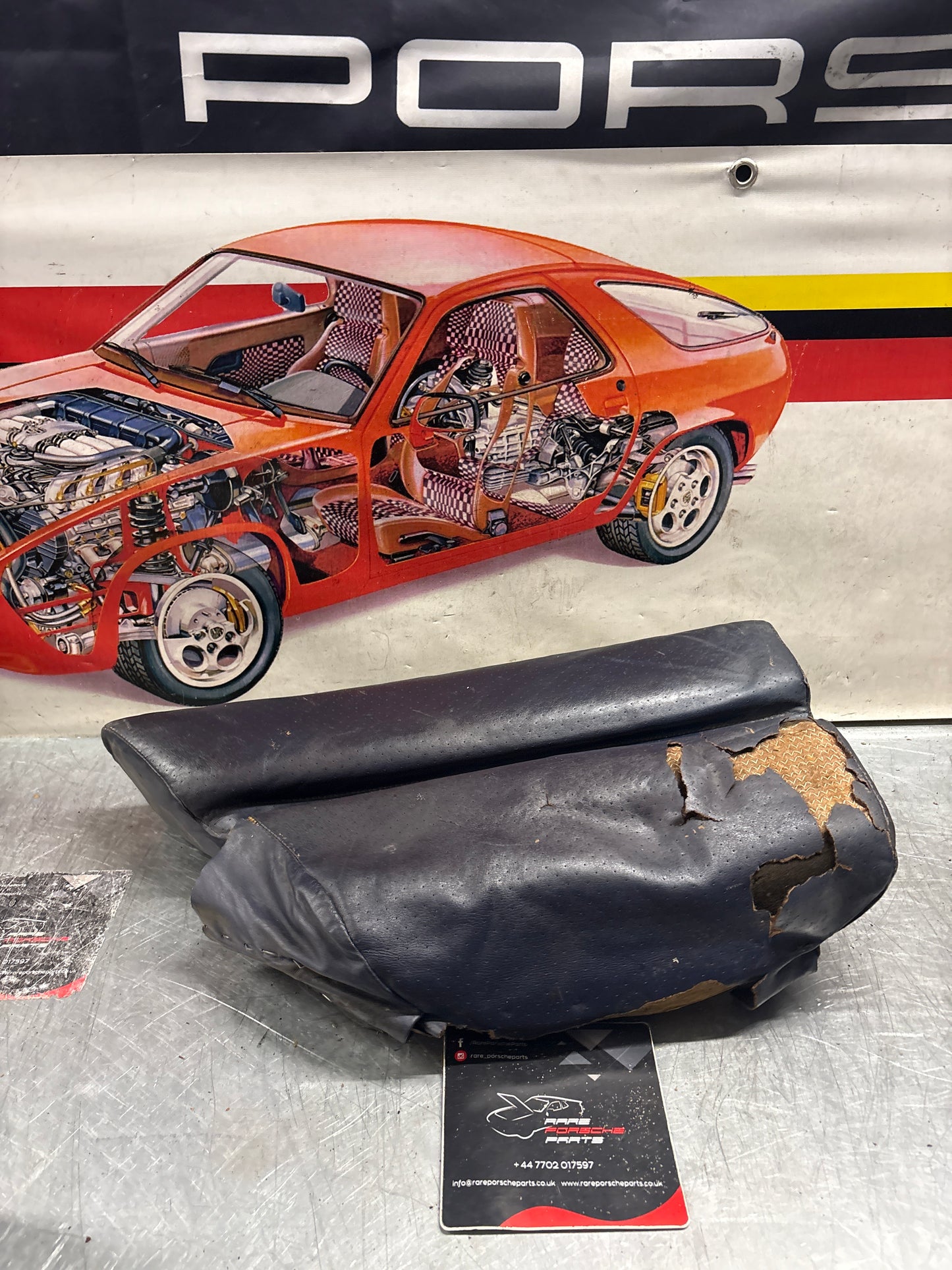 Porsche 928 rear left seat cushion, blue, leather, used 92852205951