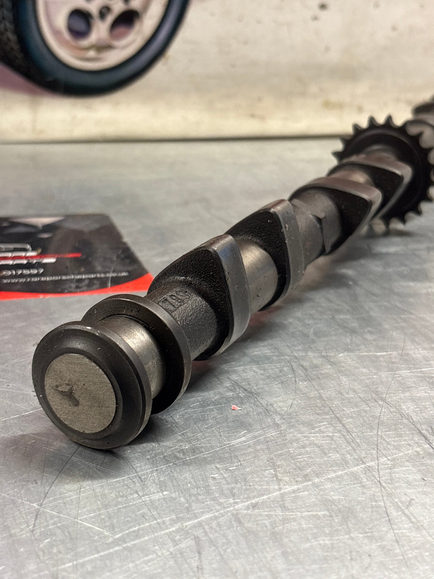 Porsche 928 S3 M28.45/46 engine Camshaft, intake side, cylinder 5-8, used 9281052923R / 92810529208