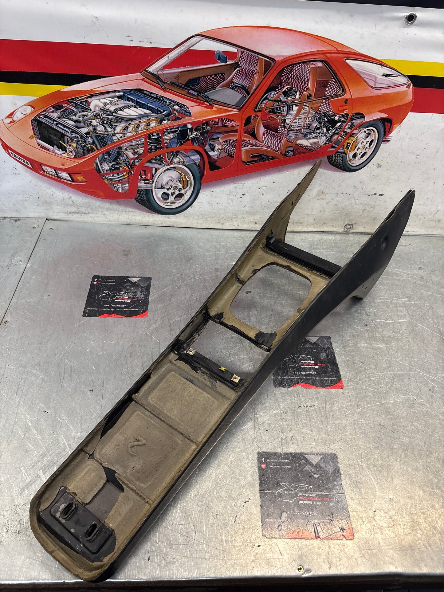 Porsche 944 centre console black 94455205100 used