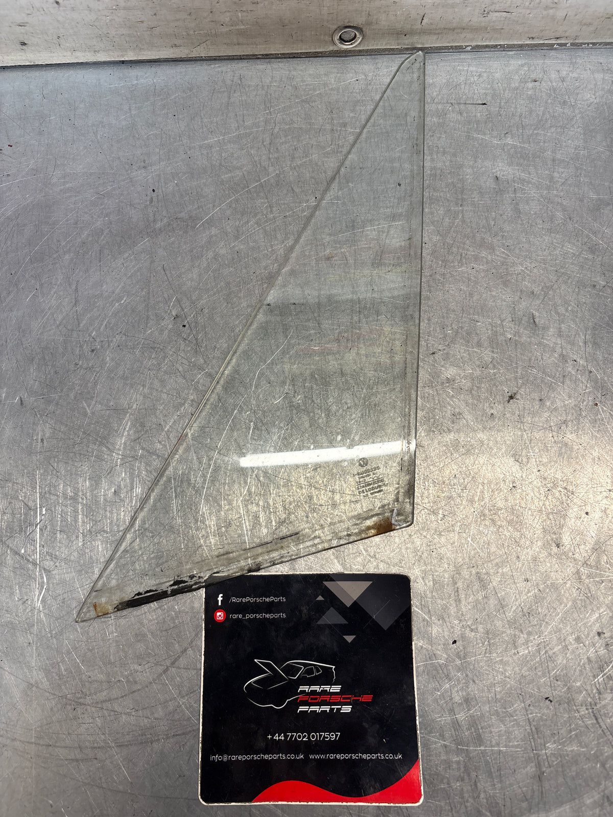 Porsche 914 side window clear glass, used, left side 91454202310
