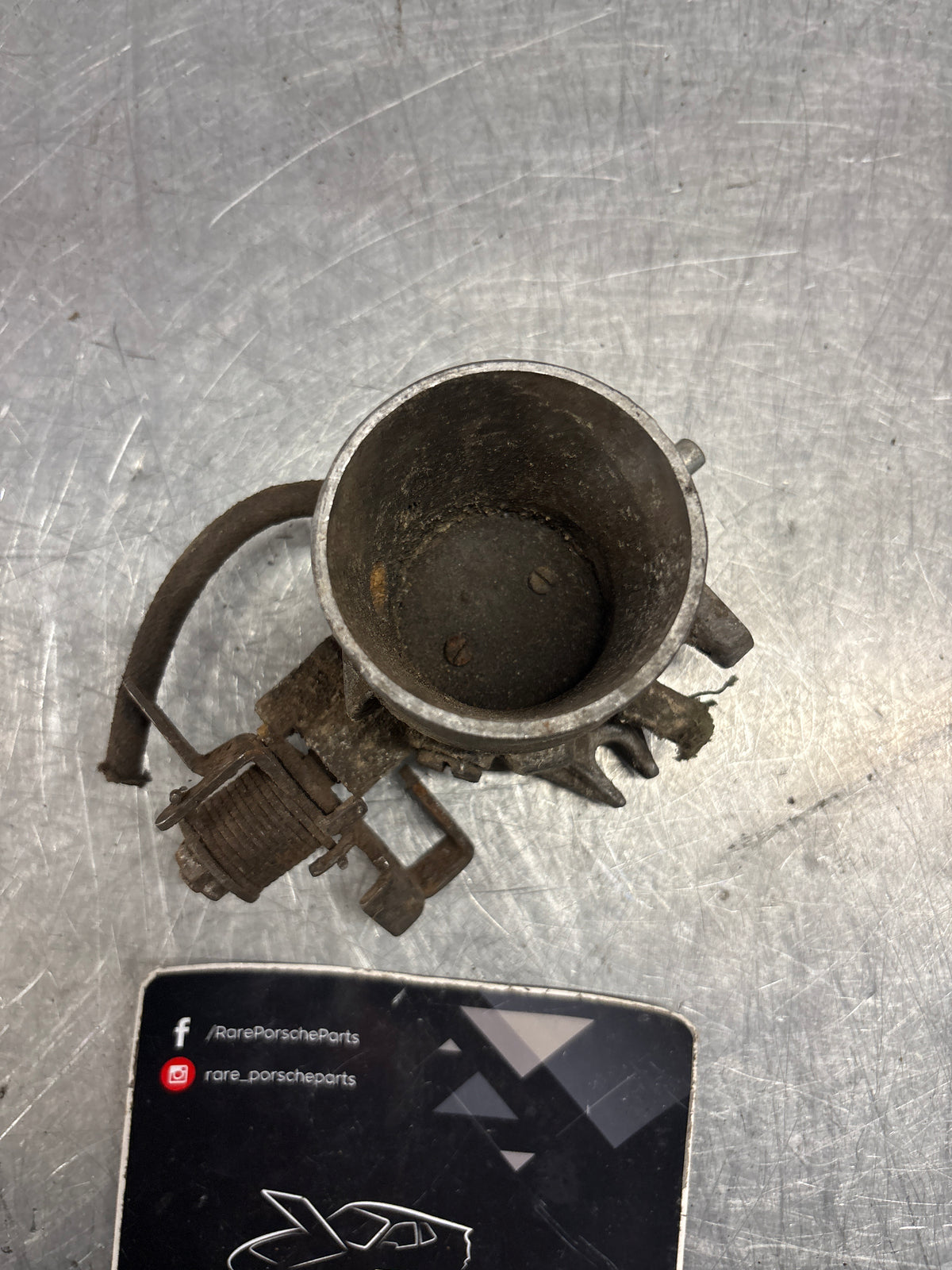 Porsche 914 throttle body, used 022133067