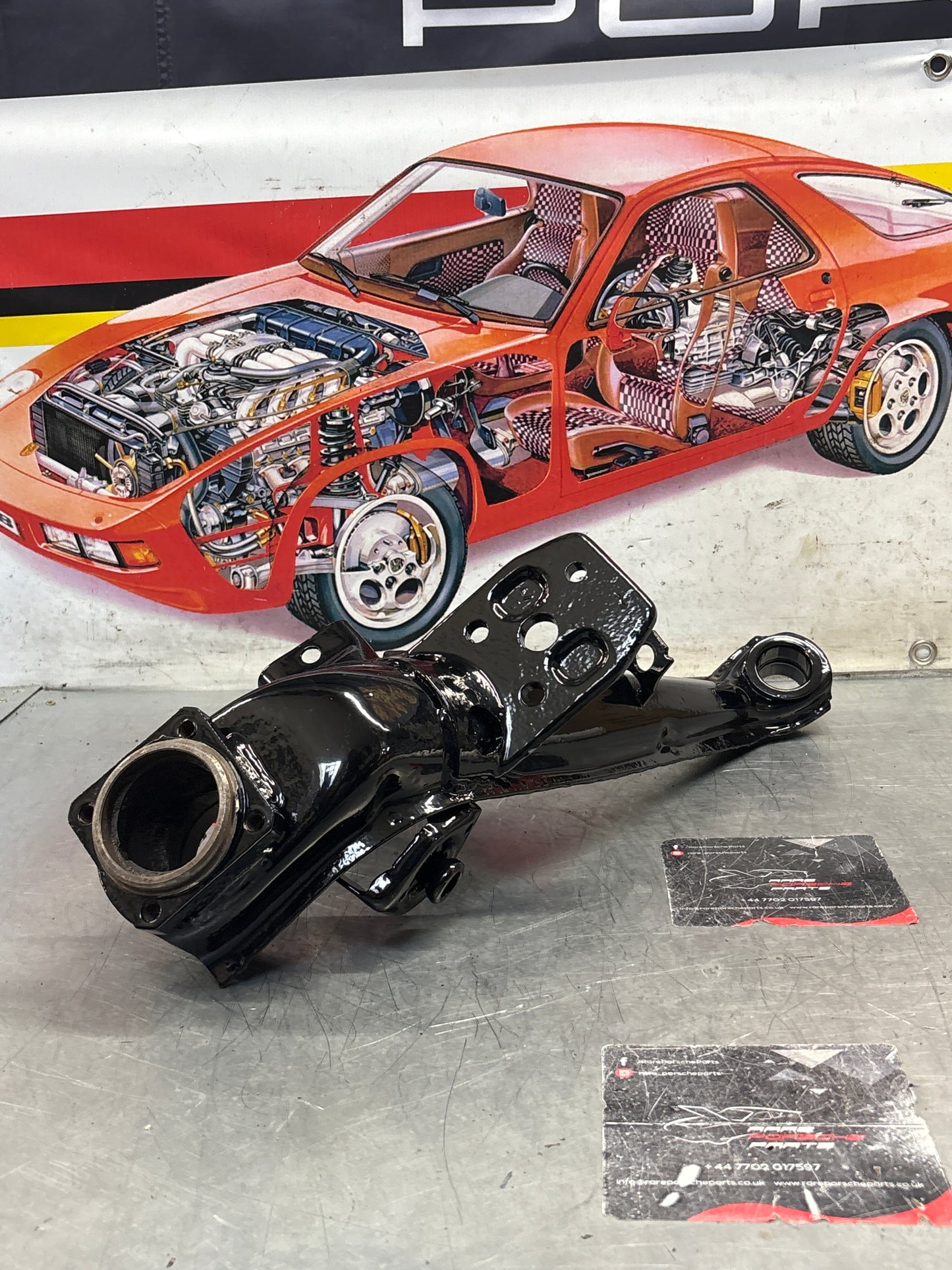 Porsche 924 944  -85.5 Rear left trailing arm,  refurbished 94433102100