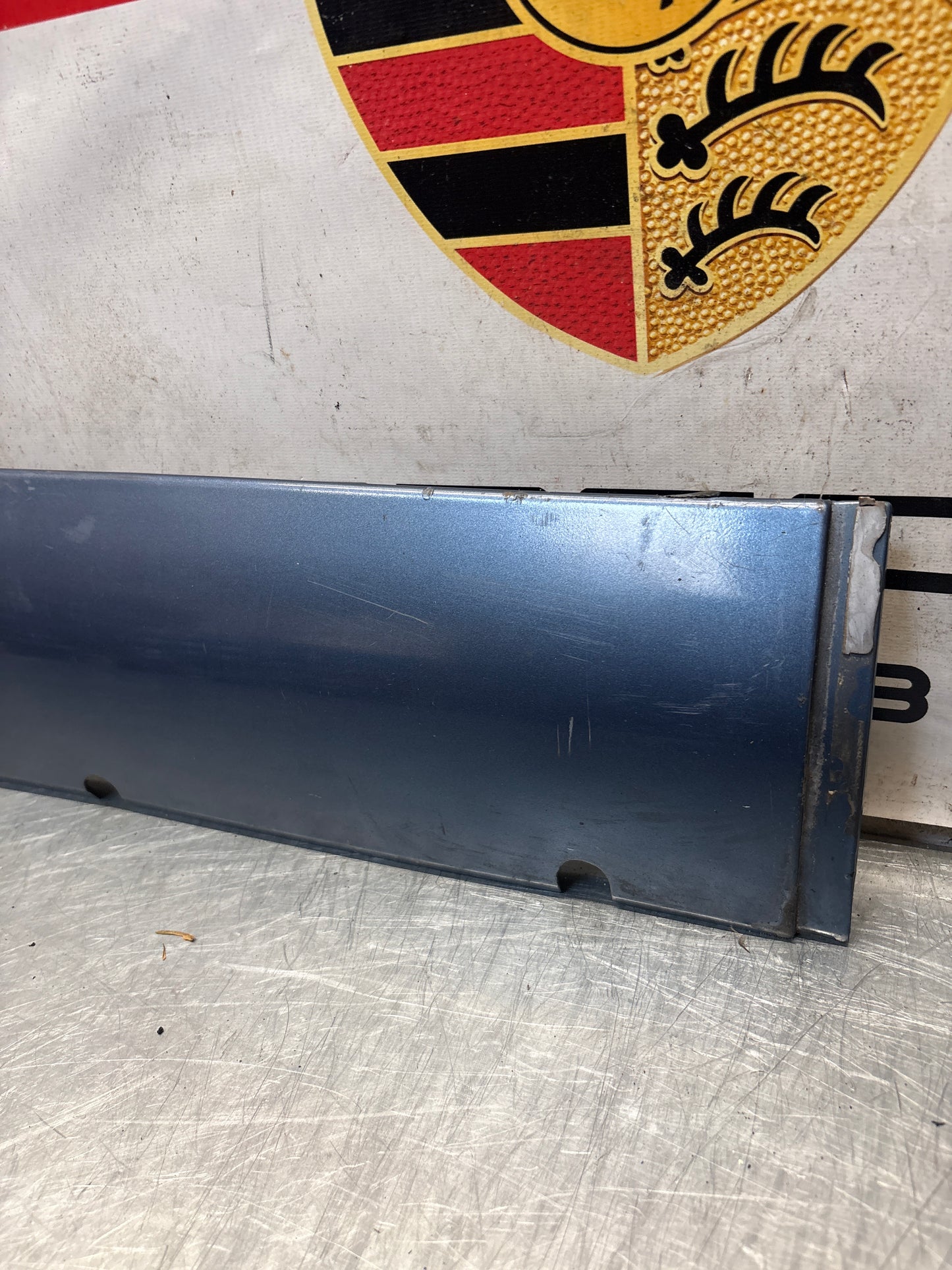 Porsche 928 S4 right sill cover, used 92855908602