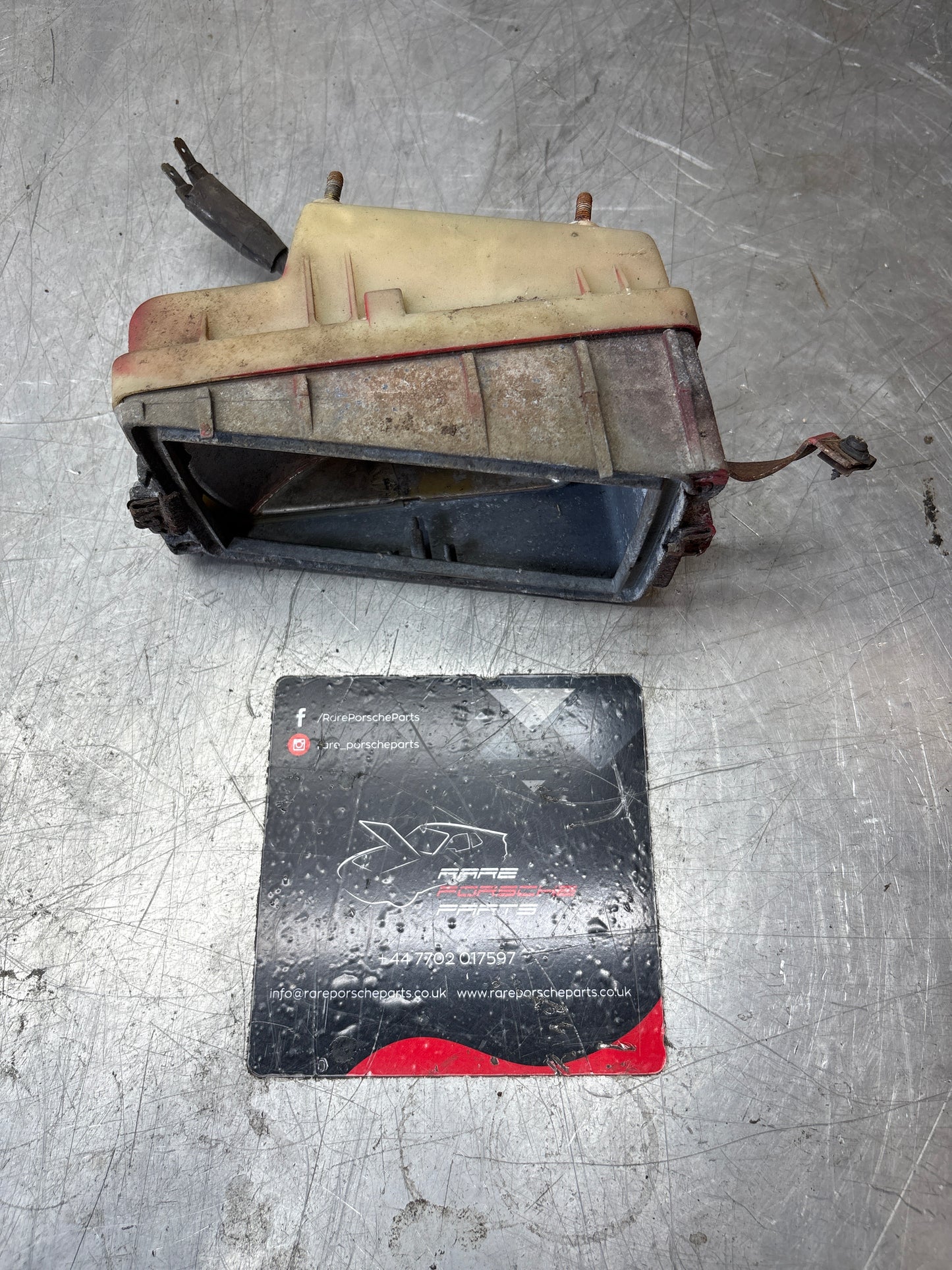 Porsche 928 Bosch headlight high beam, left, for spares or repair 0306403001 / 92863141401