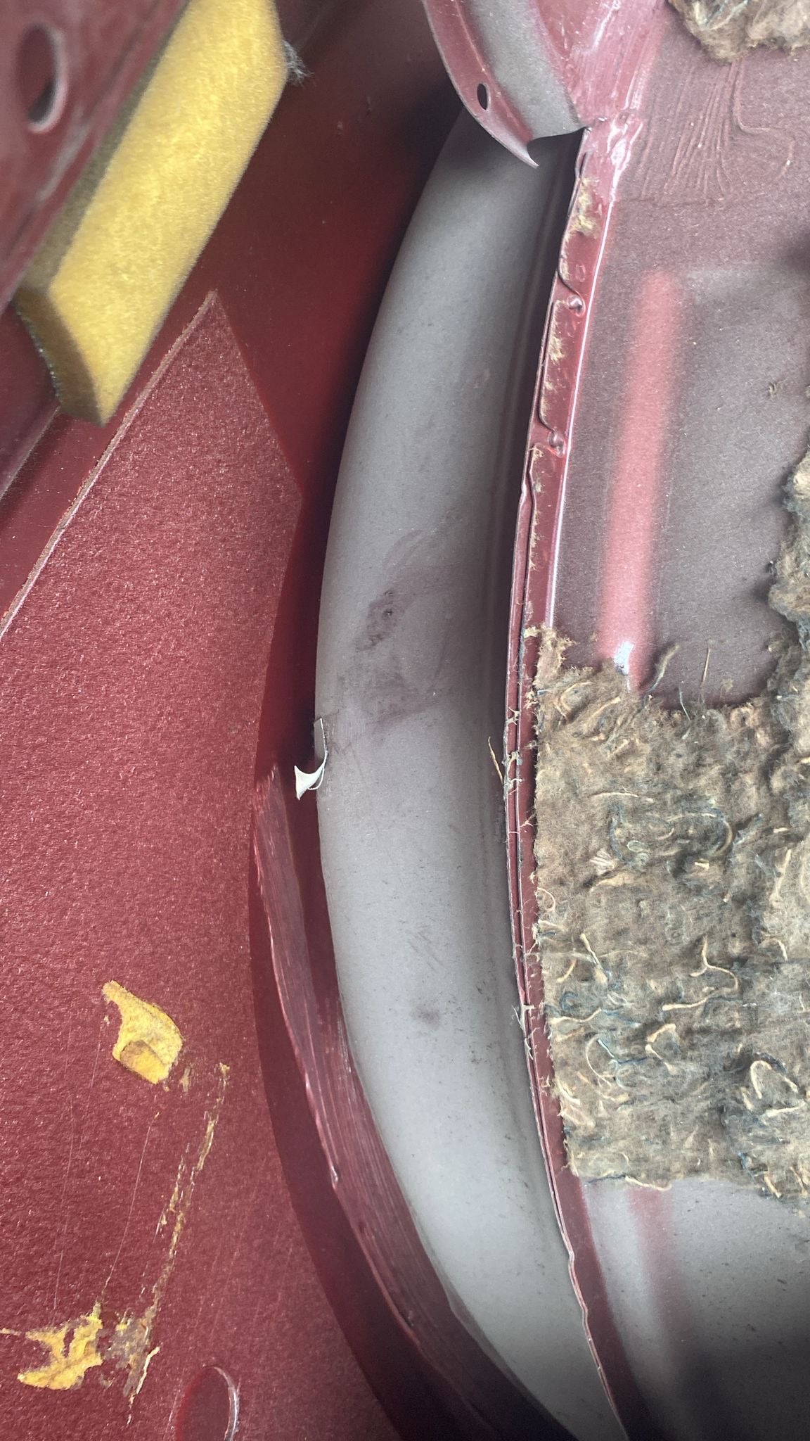 Porsche 944 left side cut, rear fender 94450390303,