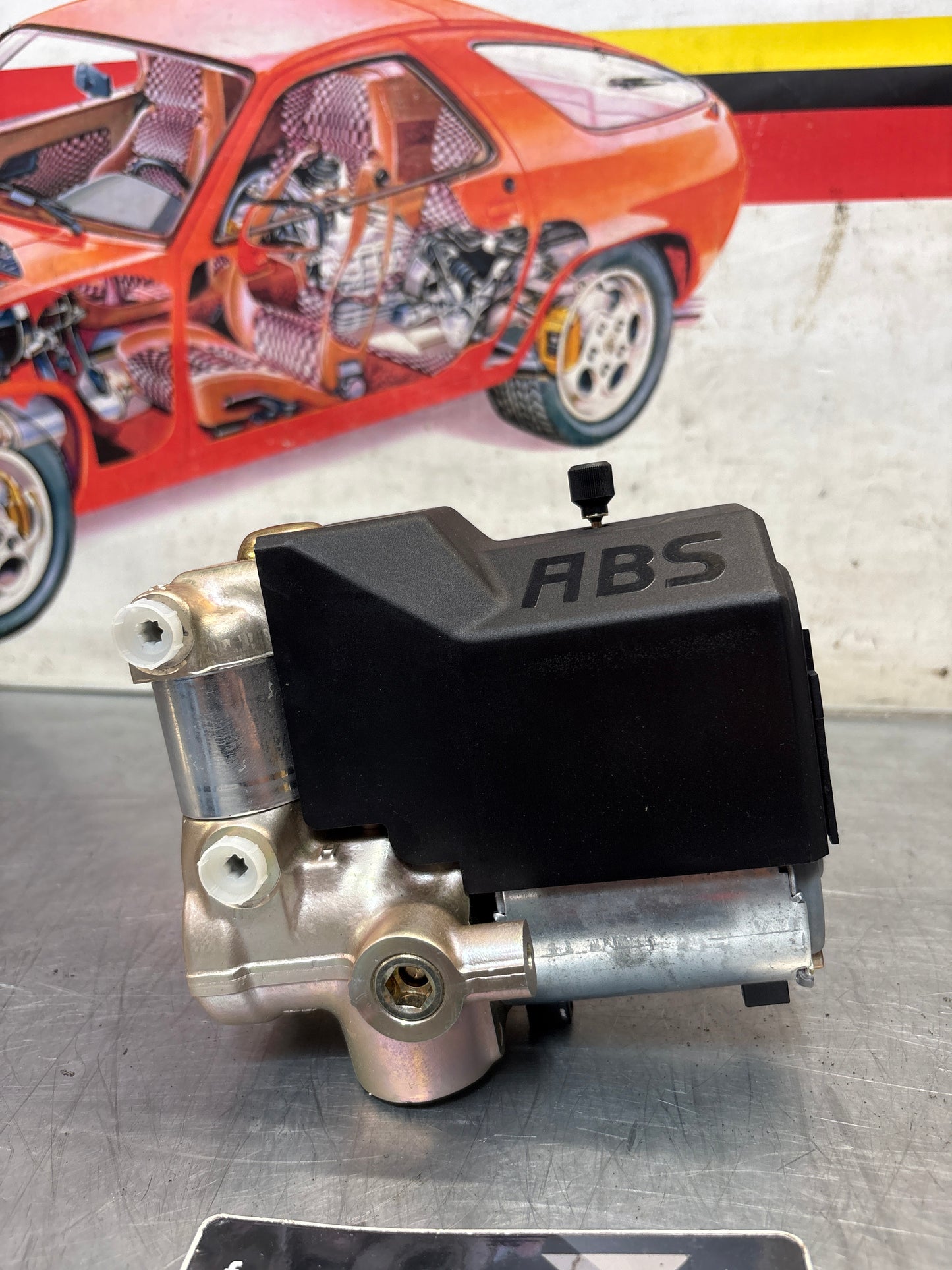Porsche 964 hydraulic unit 96435595500 / 0265200066 New NOS
