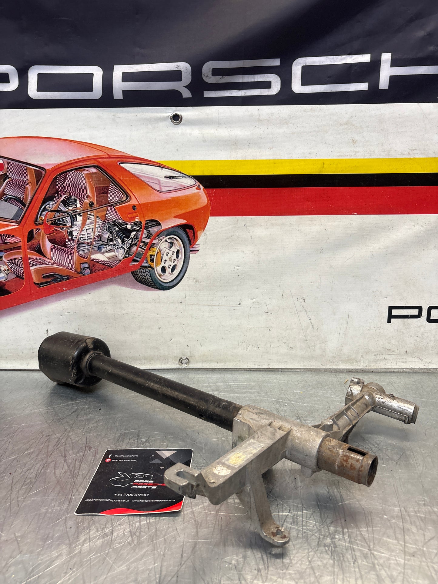 Porsche 928 steering coloumn assembly, used 92834707300 / 01