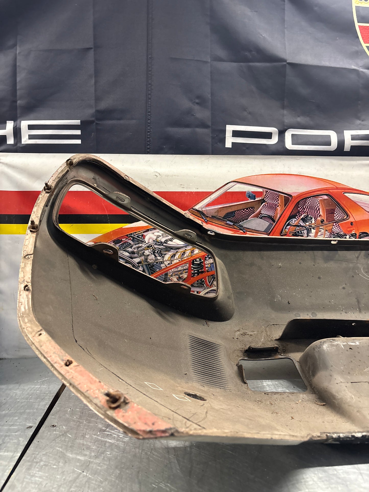 Porsche 928S rear bumper, used 928505023 / 474181